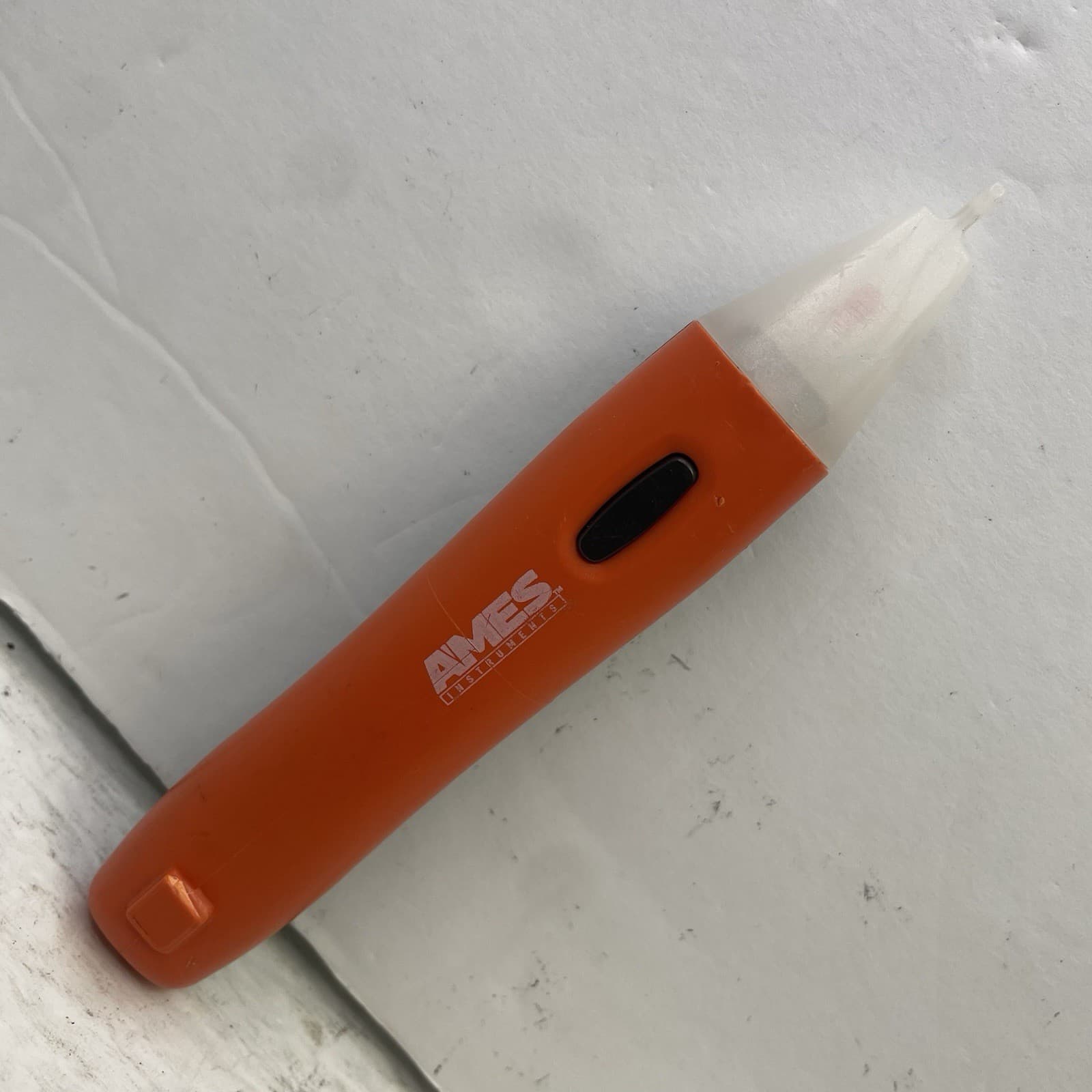 AMES AVP-600 Non-Contact Voltage Tester - Used - TESTED WORKS - Good Condition 2