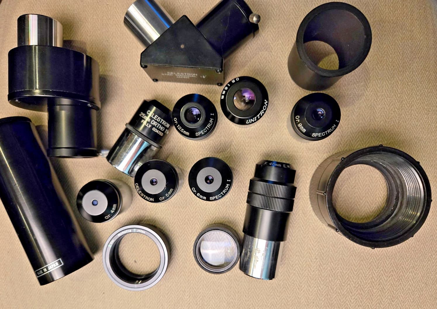 Celestron c8 telescope vintage Orange 2000mm with extra lenses & accessories 2