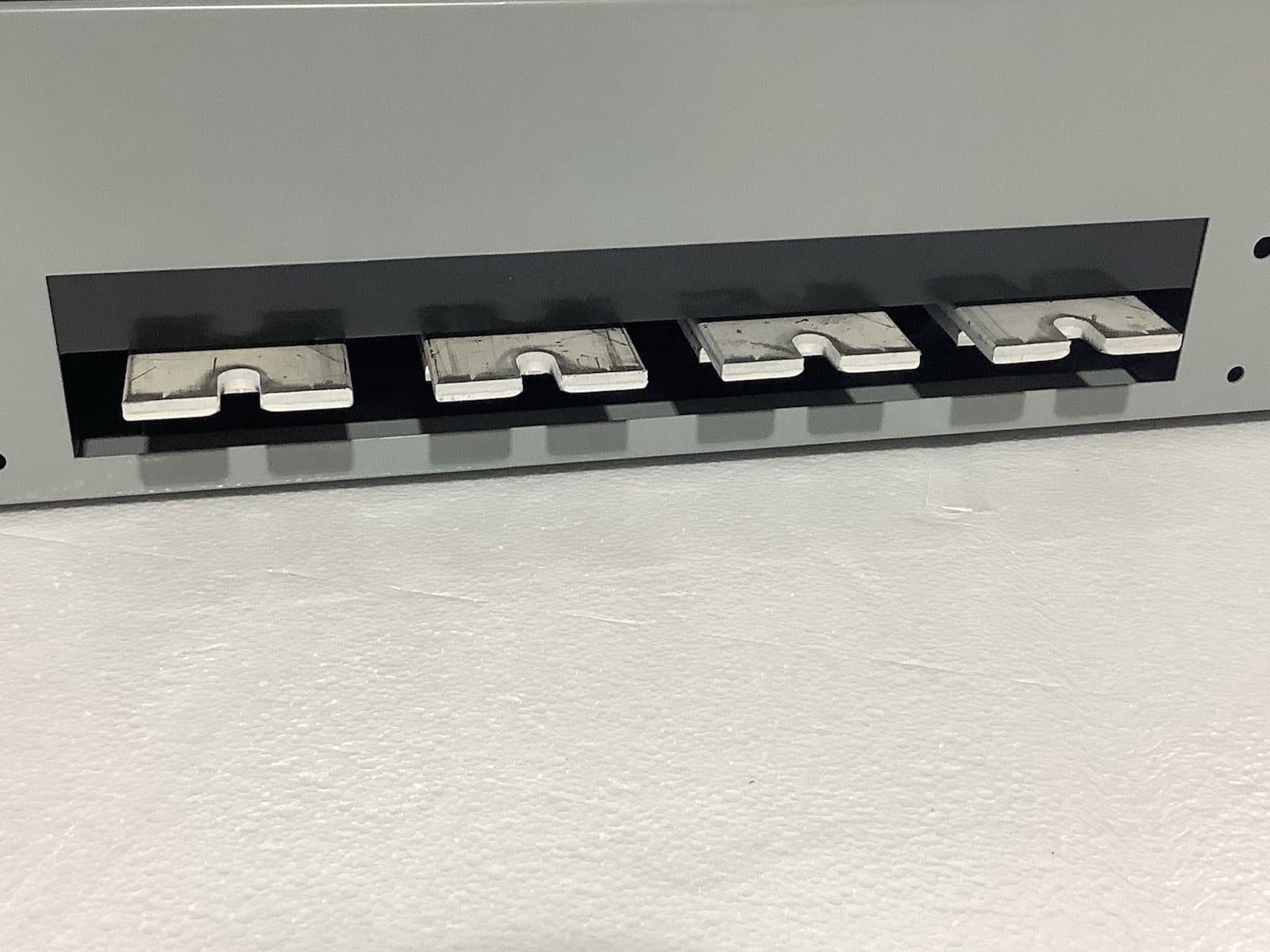 Eaton 3MM512R12 1200A Multiple Meter Residential 5 Meter 125A Ring Type 3 Phase 5