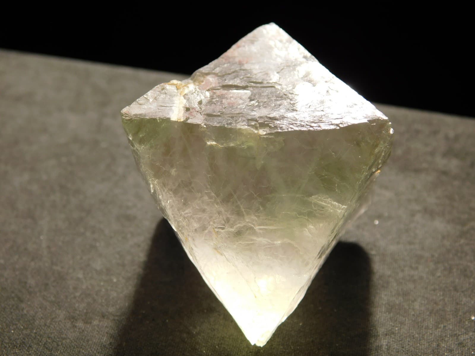 Larger! Semi Translucent! FLUORESCENT FLUORITE Octahedron CRYSTAL 71.6gr 2