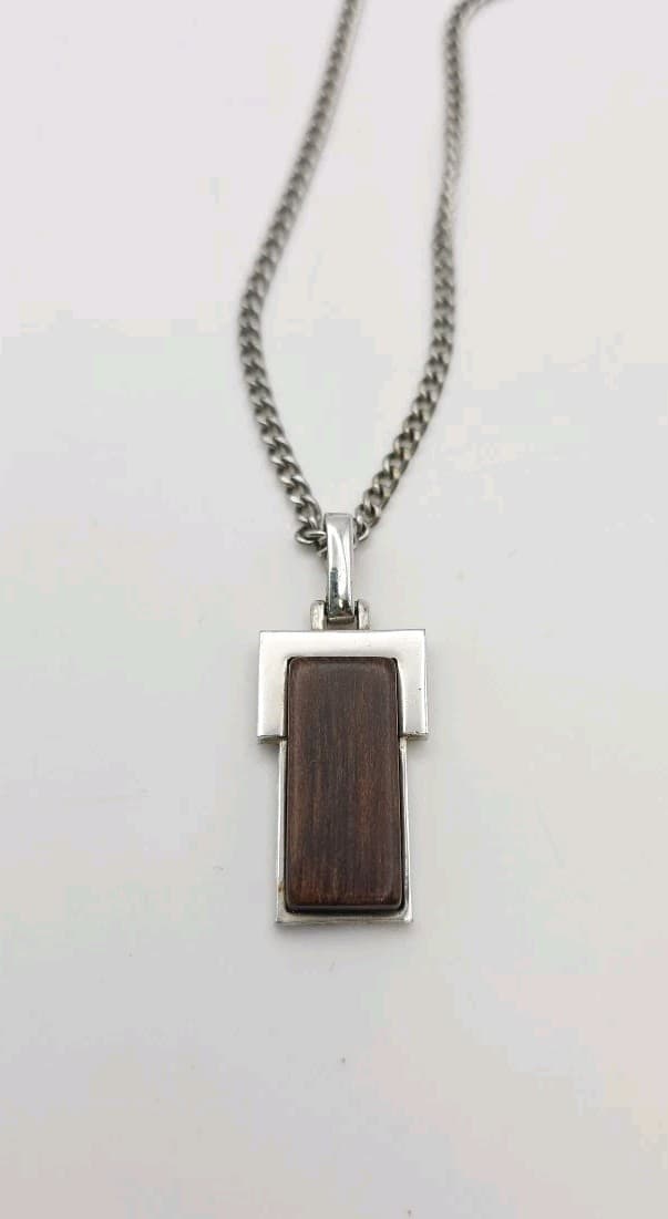 Vintage Avon 1979 Dark Wood Rectangle Modernist Silver Tone Pendant on 20" Chain 2