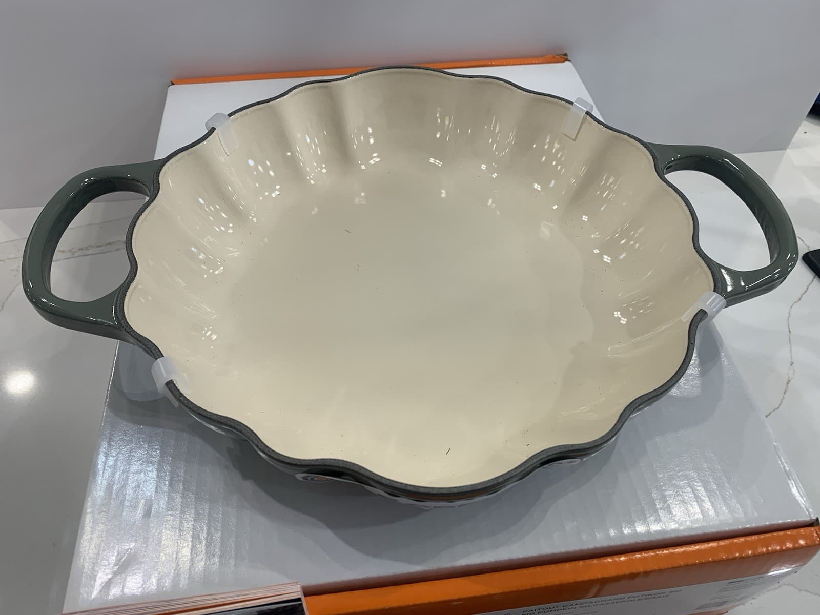 Le Creuset Enameled Cast Iron Pumpkin Braiser 3.7L ,Thyme 6