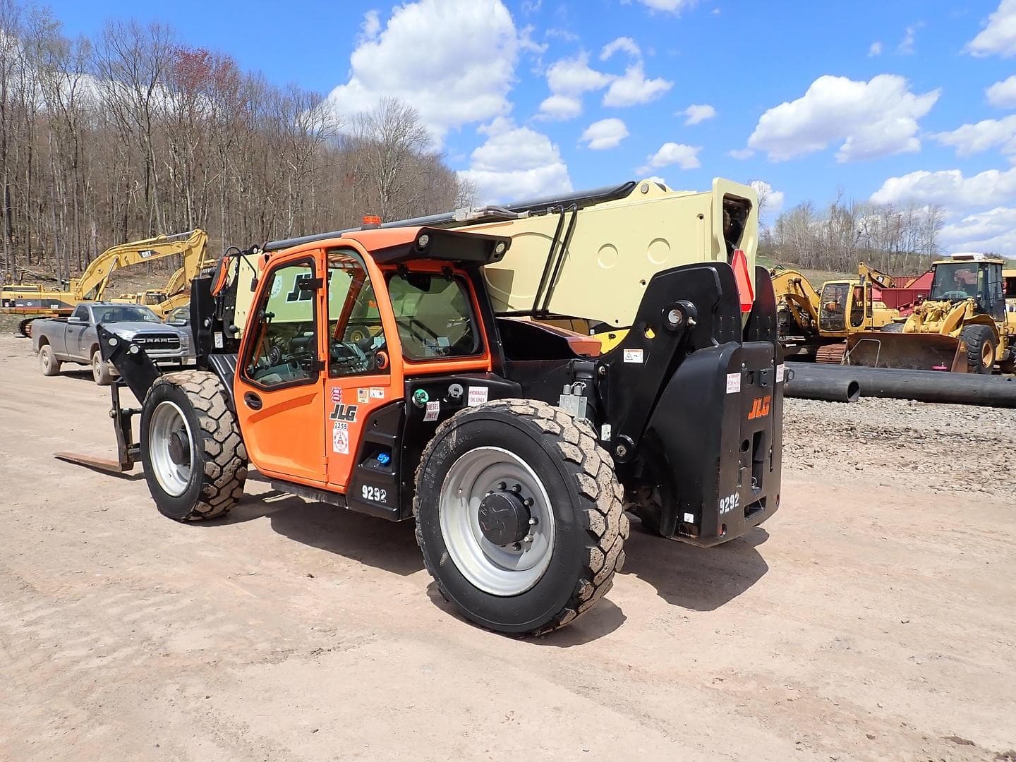 2020 JLG 1255 Telehandler LOW HOURS! EROPS A/C 12K LBS 72" FORKS 3