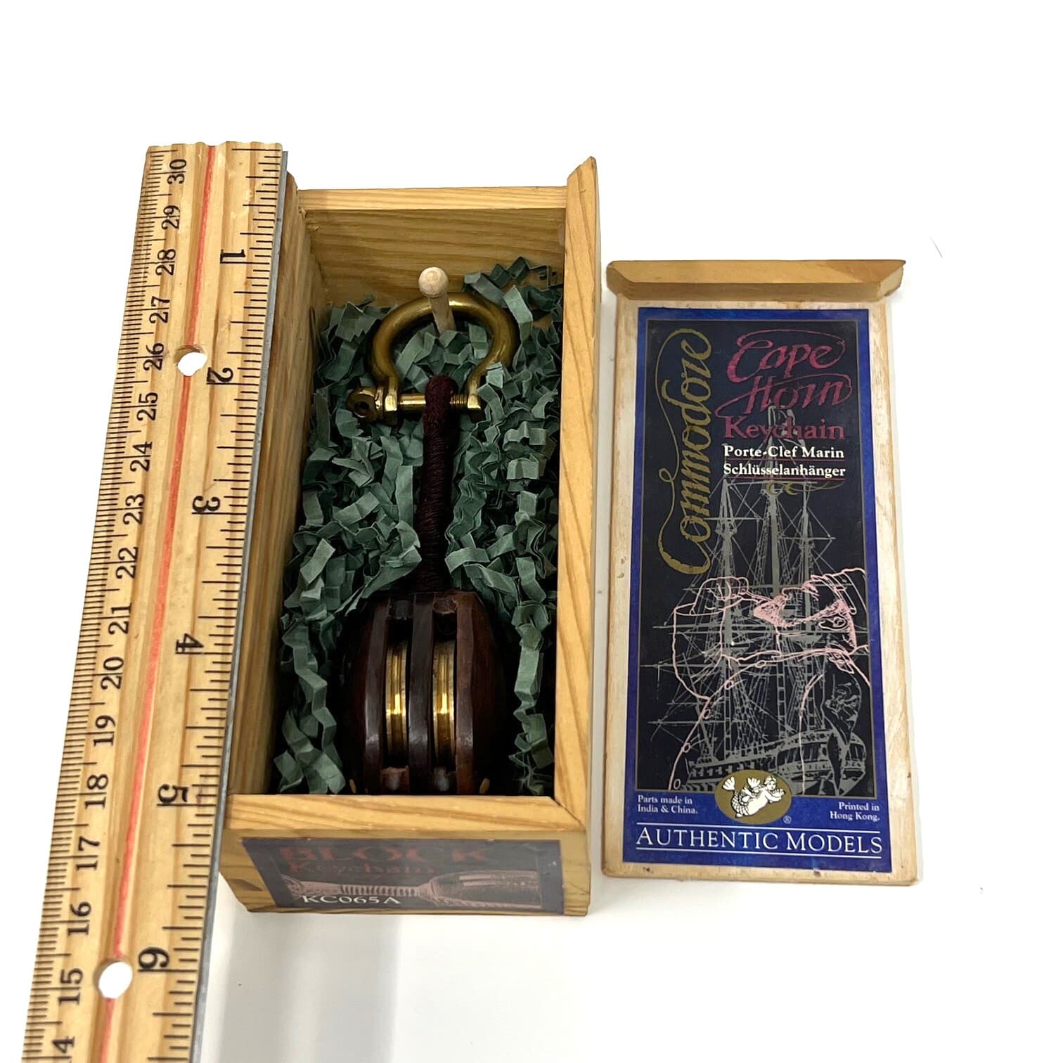 Authentic Models Commodore Cape Horn Blocks Keychain KC065A 5