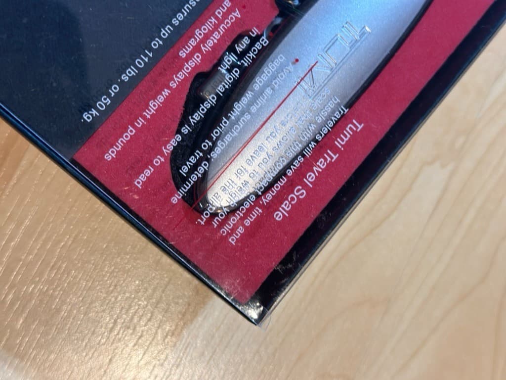 TUMI Digital Electronic Weighing Luggage Scale New Batteries 2