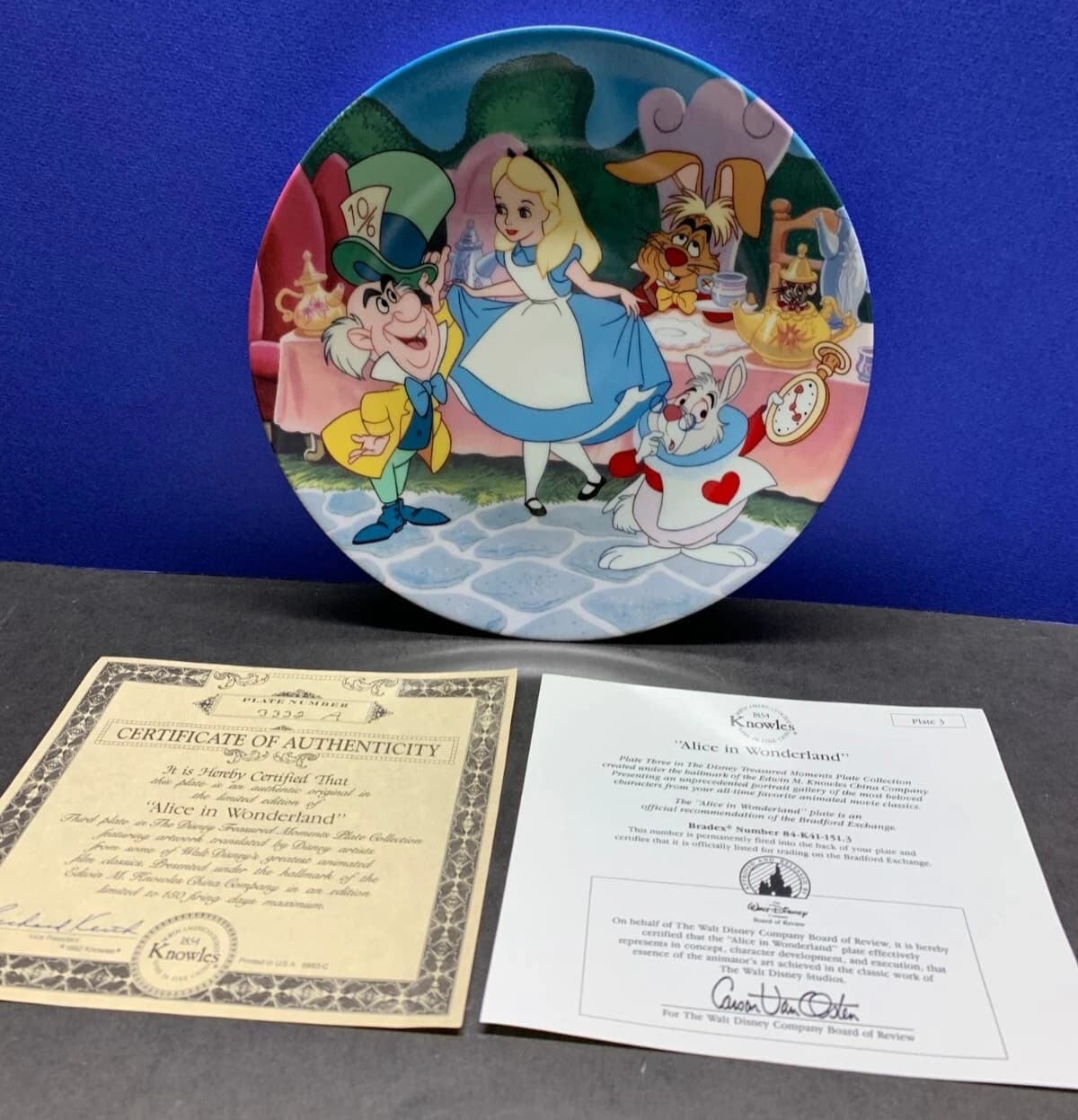KNOWLES ALICE IN WONDERLAND PLATE - DISNEY TREASURED MOMENTS COLLECTION - NEW! 3