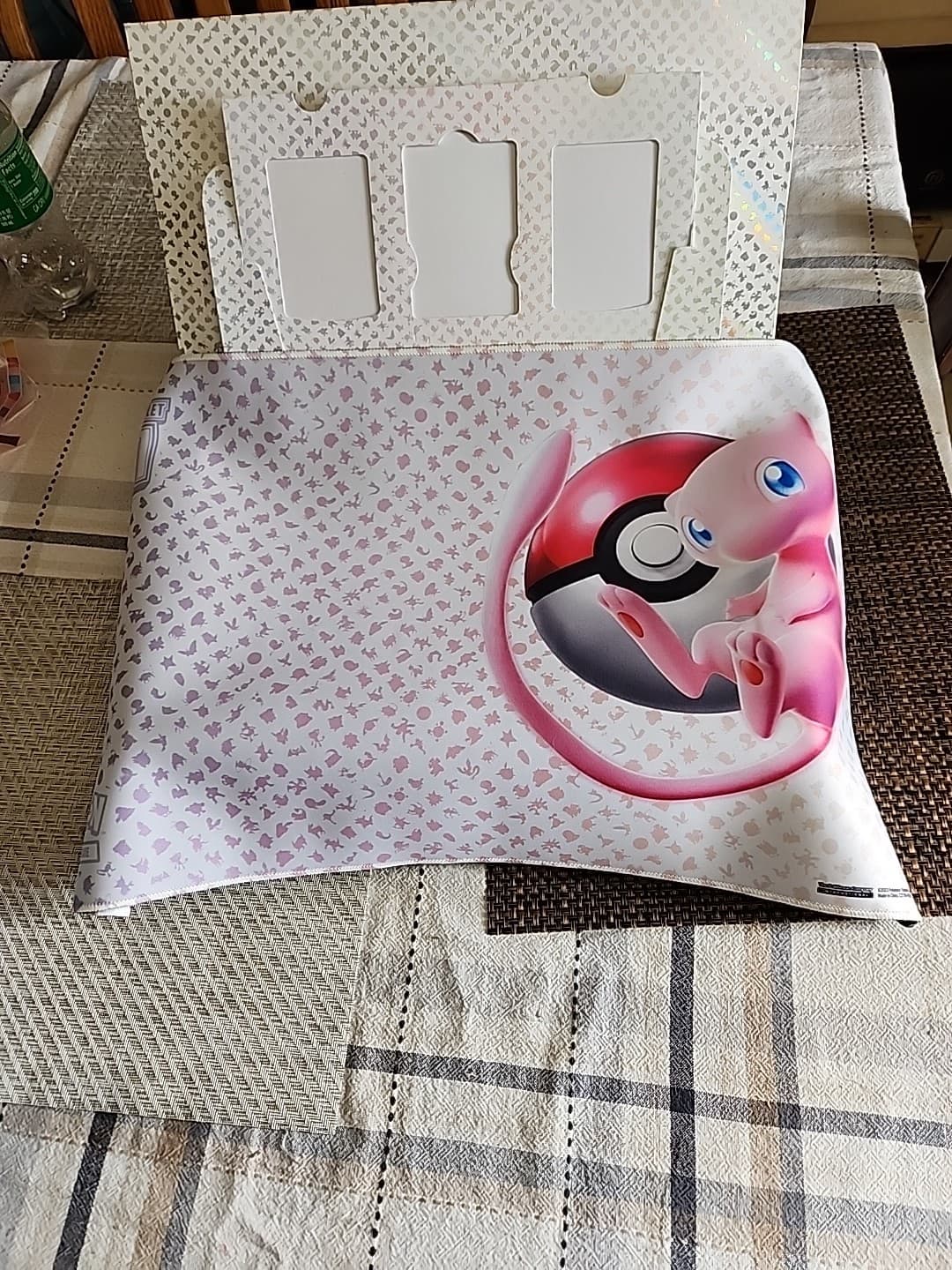 Pokémon Scarlet & Violet 151 Ultra Premium Collection Common Cards + Playmats 4