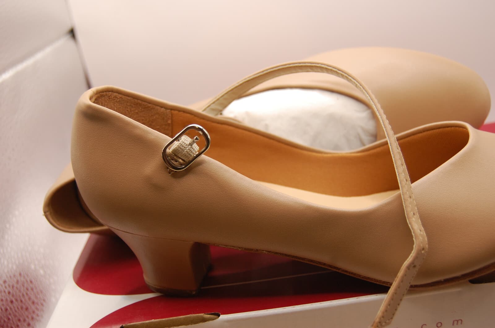 NIB So Danca Celine CH50 W 1.5" Heel Character Shoe Leather Sole 7 L W Wide 6