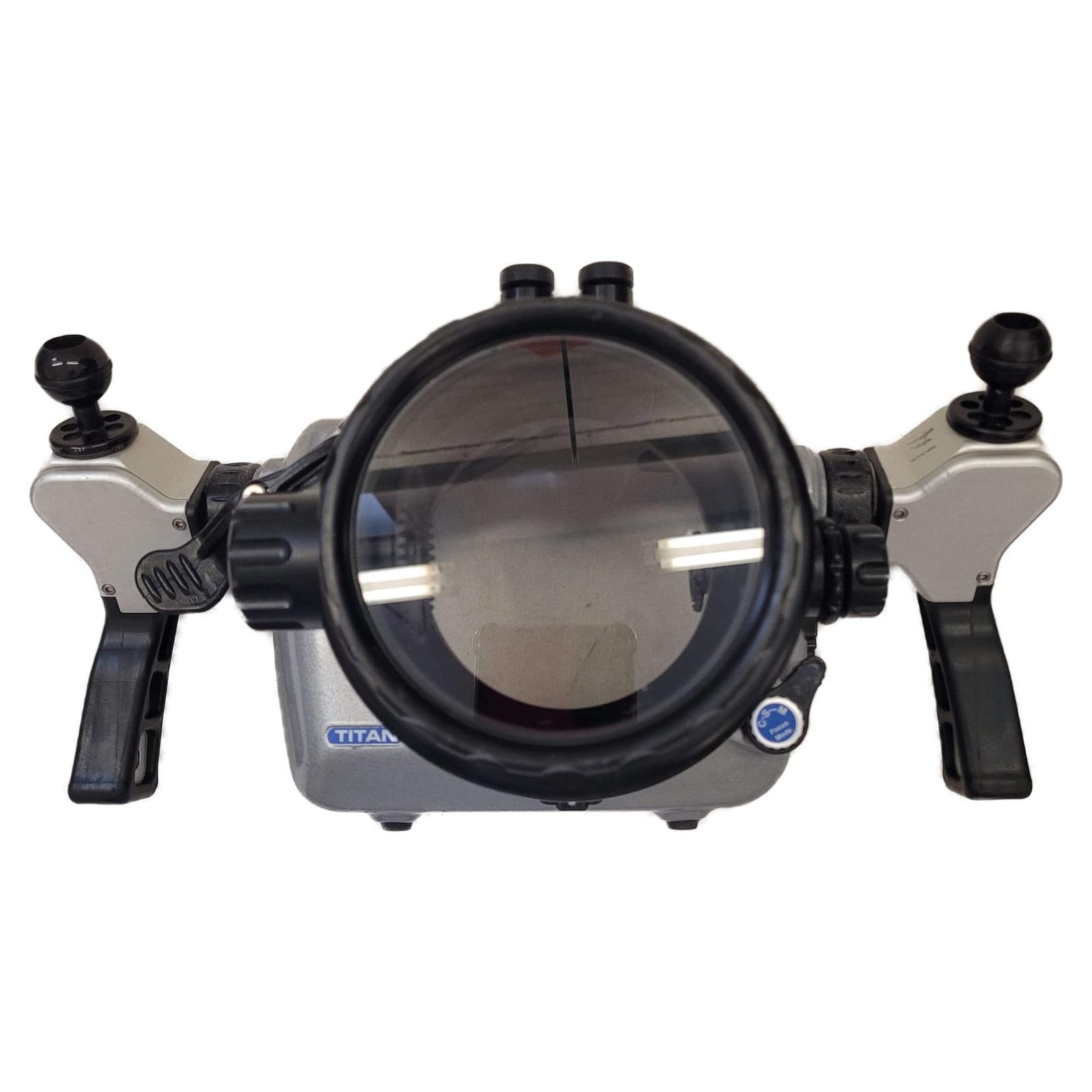 Light & Motion D100 Titan Underwater Housing with Subal Focus Port