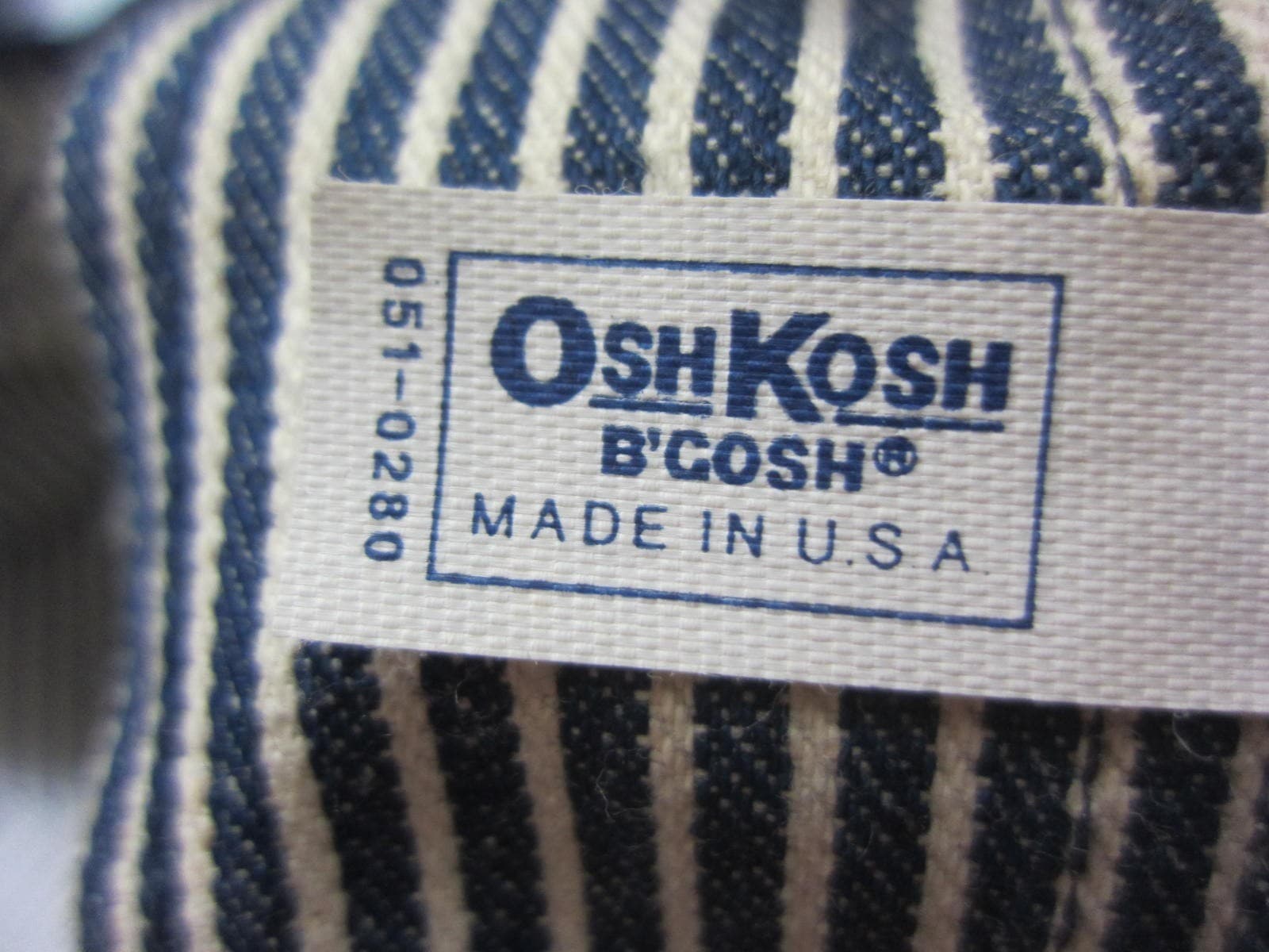Vtg OSHKOSH B'gosh Genuine Article Railroad Style Eng Striped Snapback Cap Hat 4