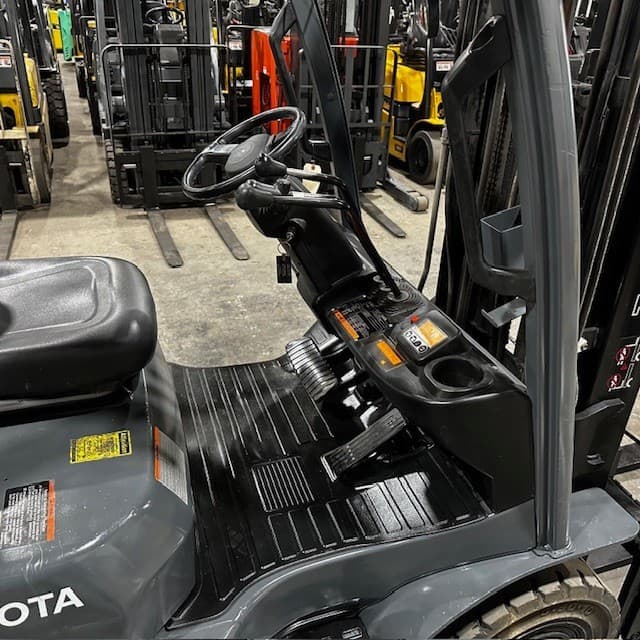 2019 Toyota 8FGU15 3000lb Used Forklift Triple Mast Sideshift LP Gas 5960 Hours 5