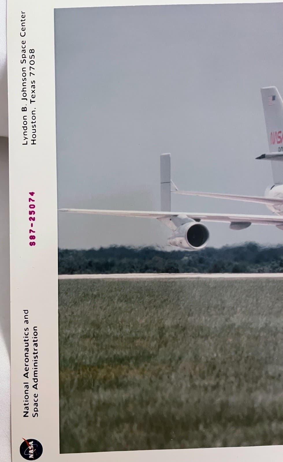 NASA 8x10 Photo S87-25074 | Space Shuttle on NASA 905 SCA | Johnson Space Center 3