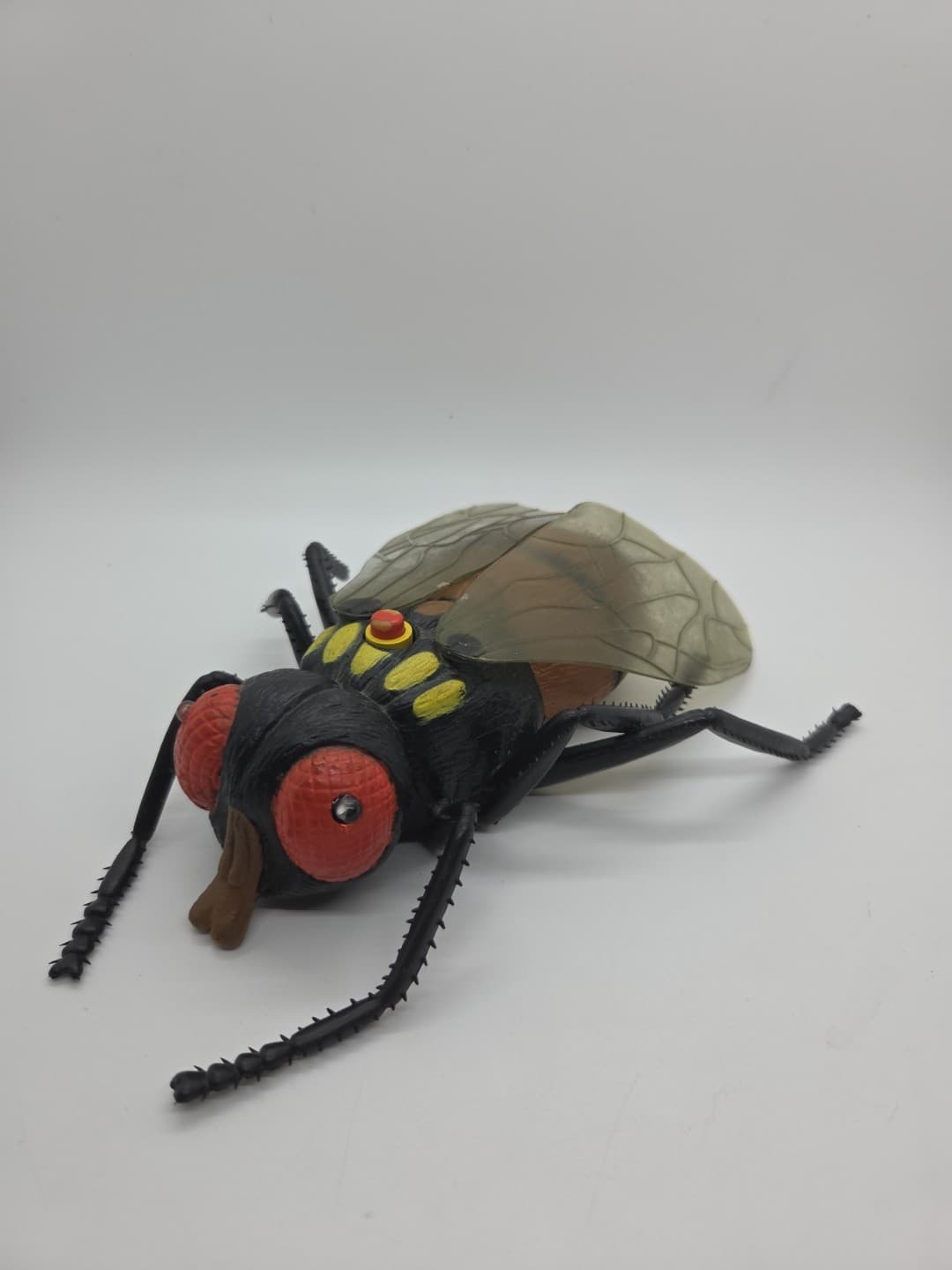 Vintage Imperial 1998 Rubber Fly Bug Insect Buzz & Light up Eyes Battery Powered