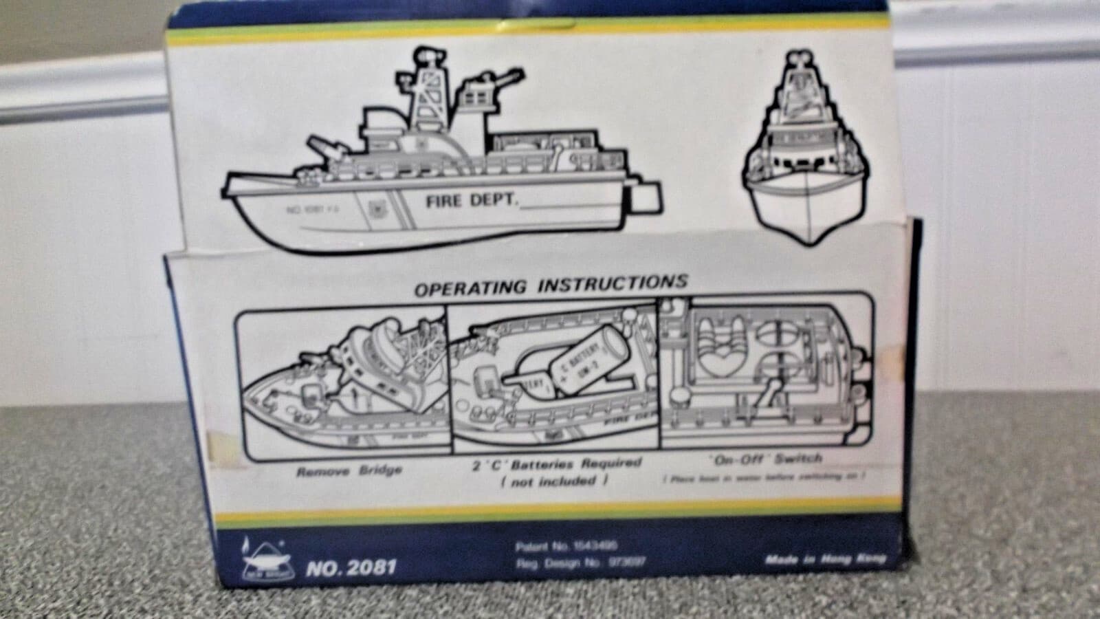 SQUIRTING FIRE DEPARTMENT BOAT 1975 NEW BRIGHT INDUSTRIAL Battery Power No. 2081 3