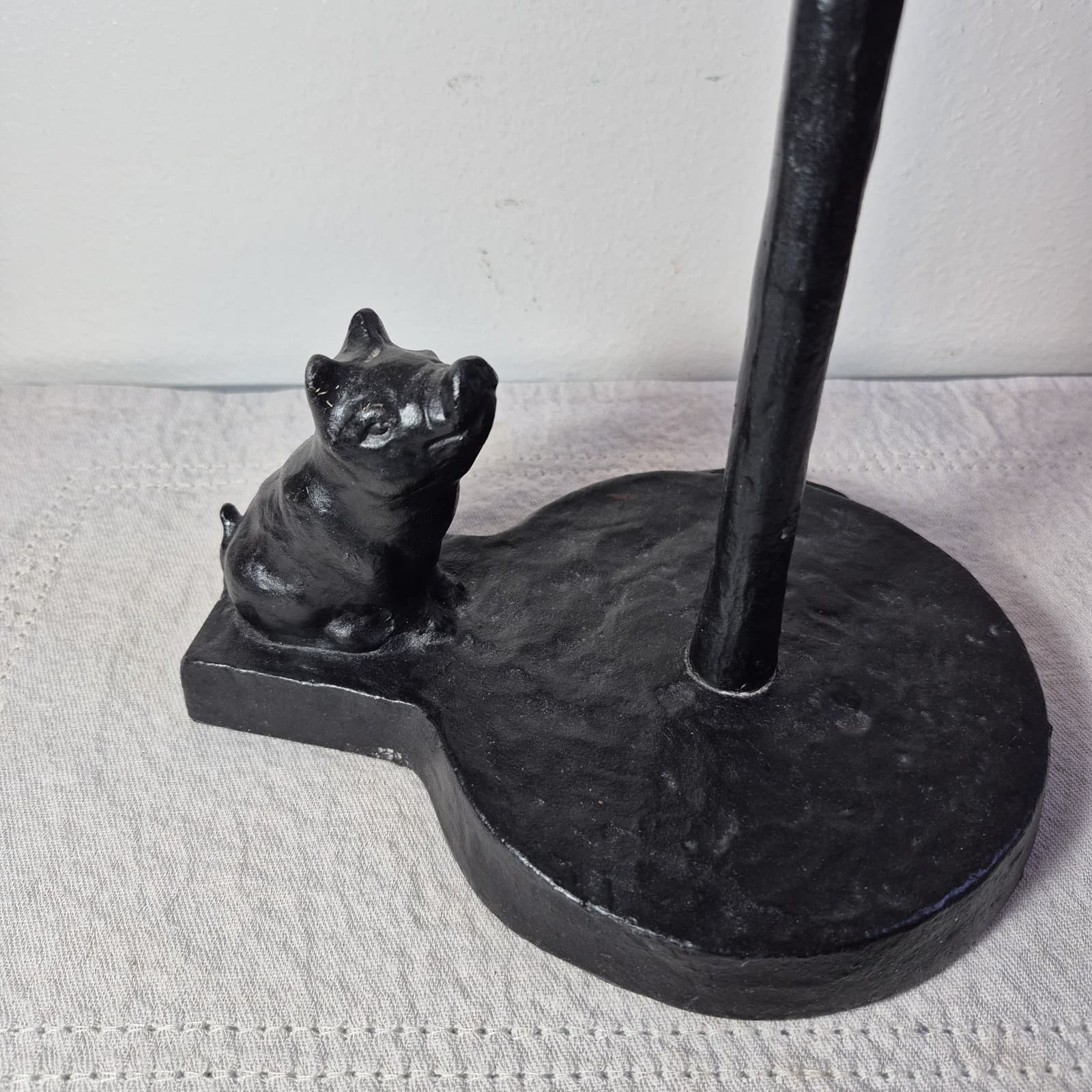 Pottery Barn Blacksmith Pig Paper Towel Holder 2