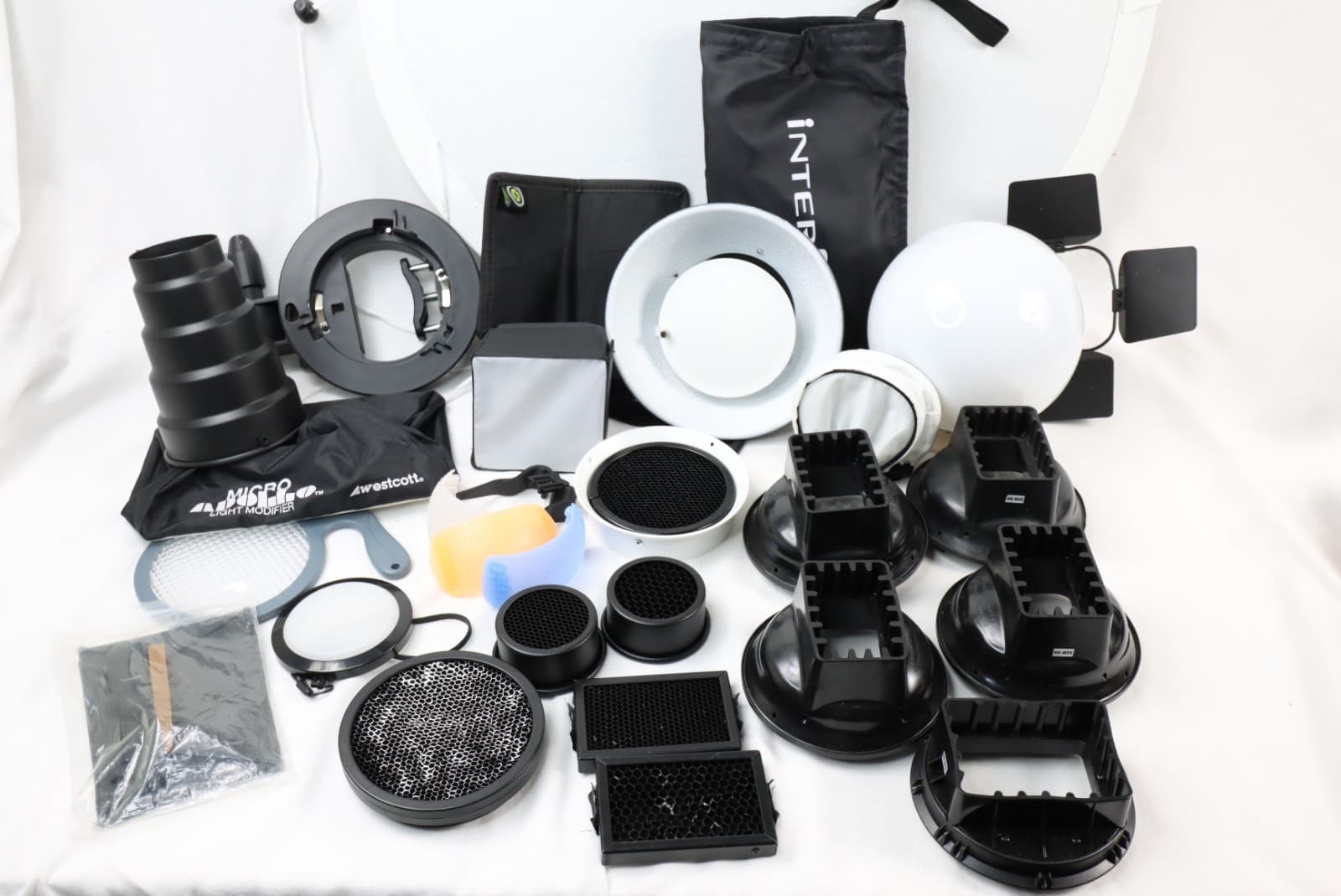 Interfit Strobies Lot, Flex Mount, Snoot, Micro Apollo, S Type Speedlite 2