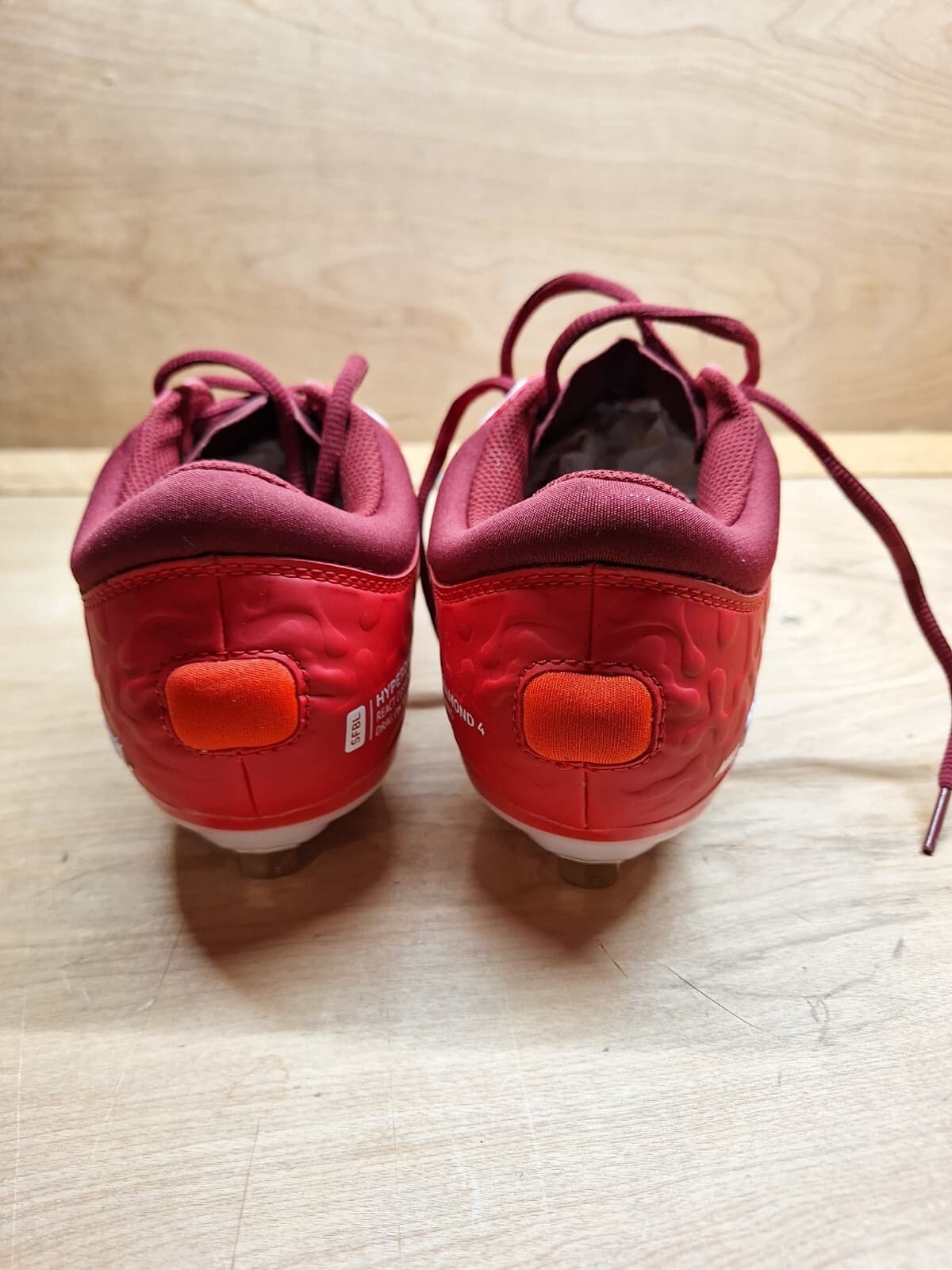 womens hyperdiamond 4 elite nike softball cleats metal spike size 8.5 brand new  5