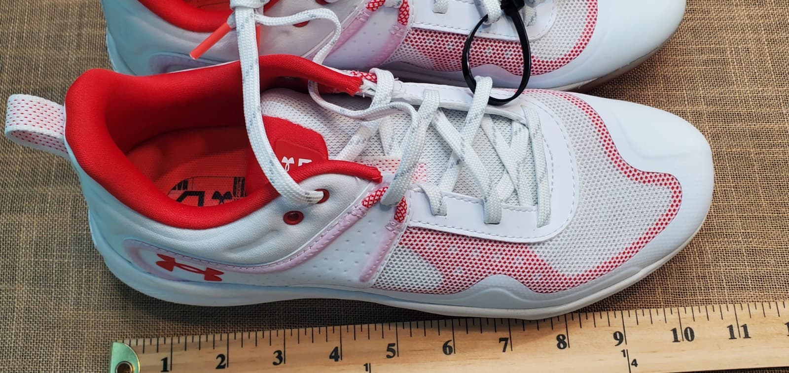 Under Armour Glyde Metal Fastpitch Softball Cleats Women's Size 8 2