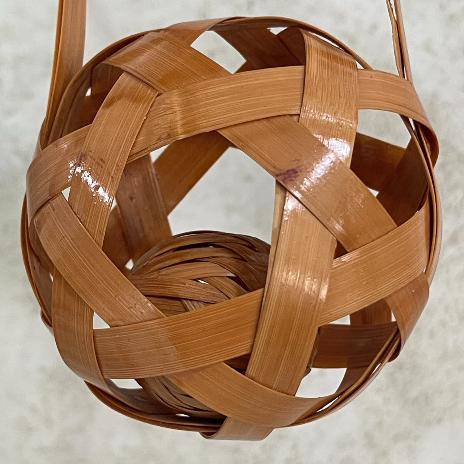 Vintage Handcrafted Woven Rattan Christmas Rattle Shaker Pebbles Inside 5” H 2