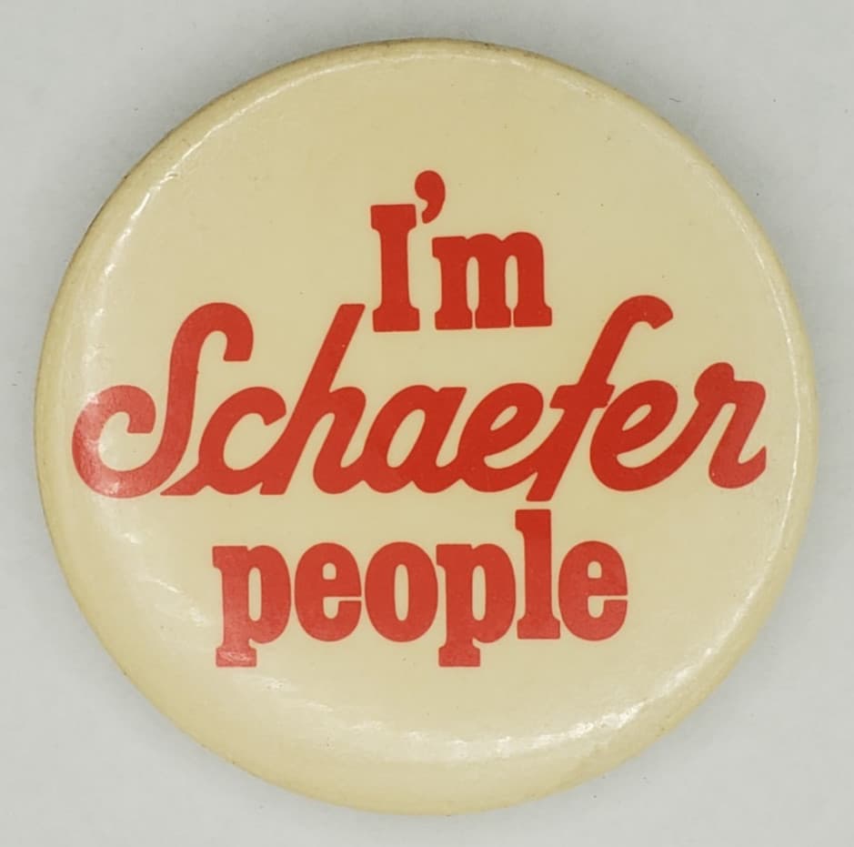 Vintage 70s Schaefer Beer Im Schaefer People Slogan Pinback Button 2