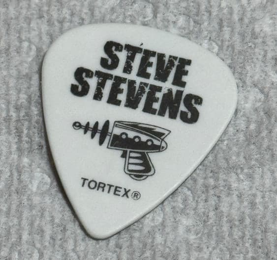 Billy Idol Steve Stevens Ray Gun Guitar Pick Concert Tour Photo Stage Plectrum