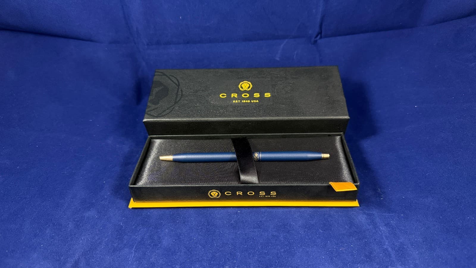 CROSS LADIES CLASSIC CENTURY SATIN BLUE 22k GOLD TRIM & BAND BALLPOINT PEN #2402 3