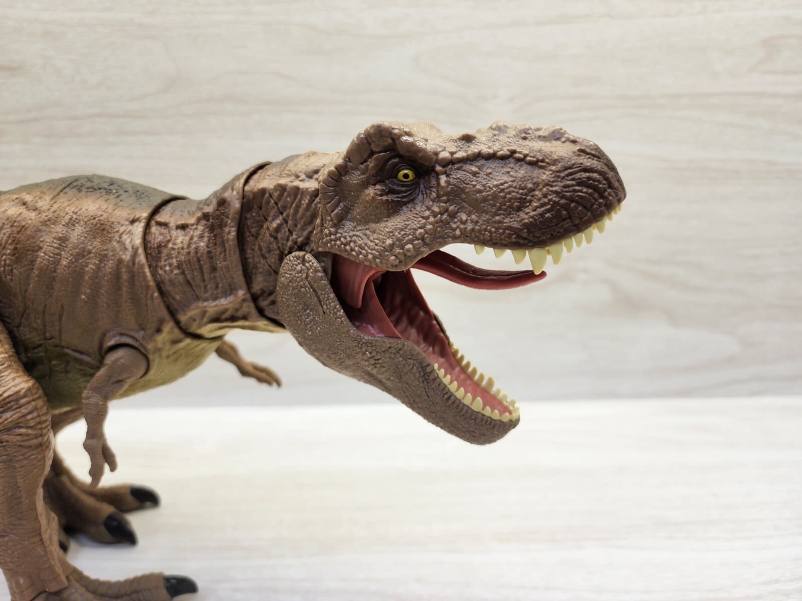 Jurassic World Epic Roarin Tyranoosaurus Rex Triceratops Dinosaur Lot Mattel 3