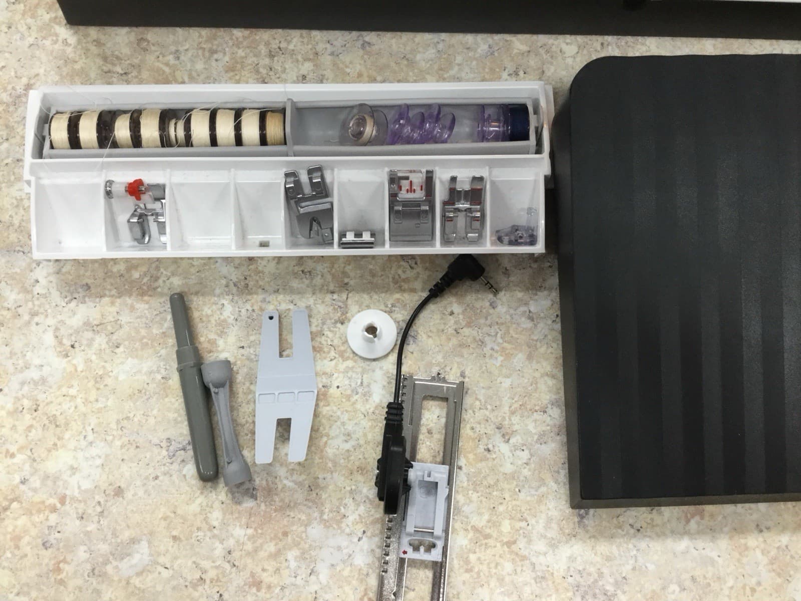 Pfaff Quilt Expression 4.0 Sewing Machine 3