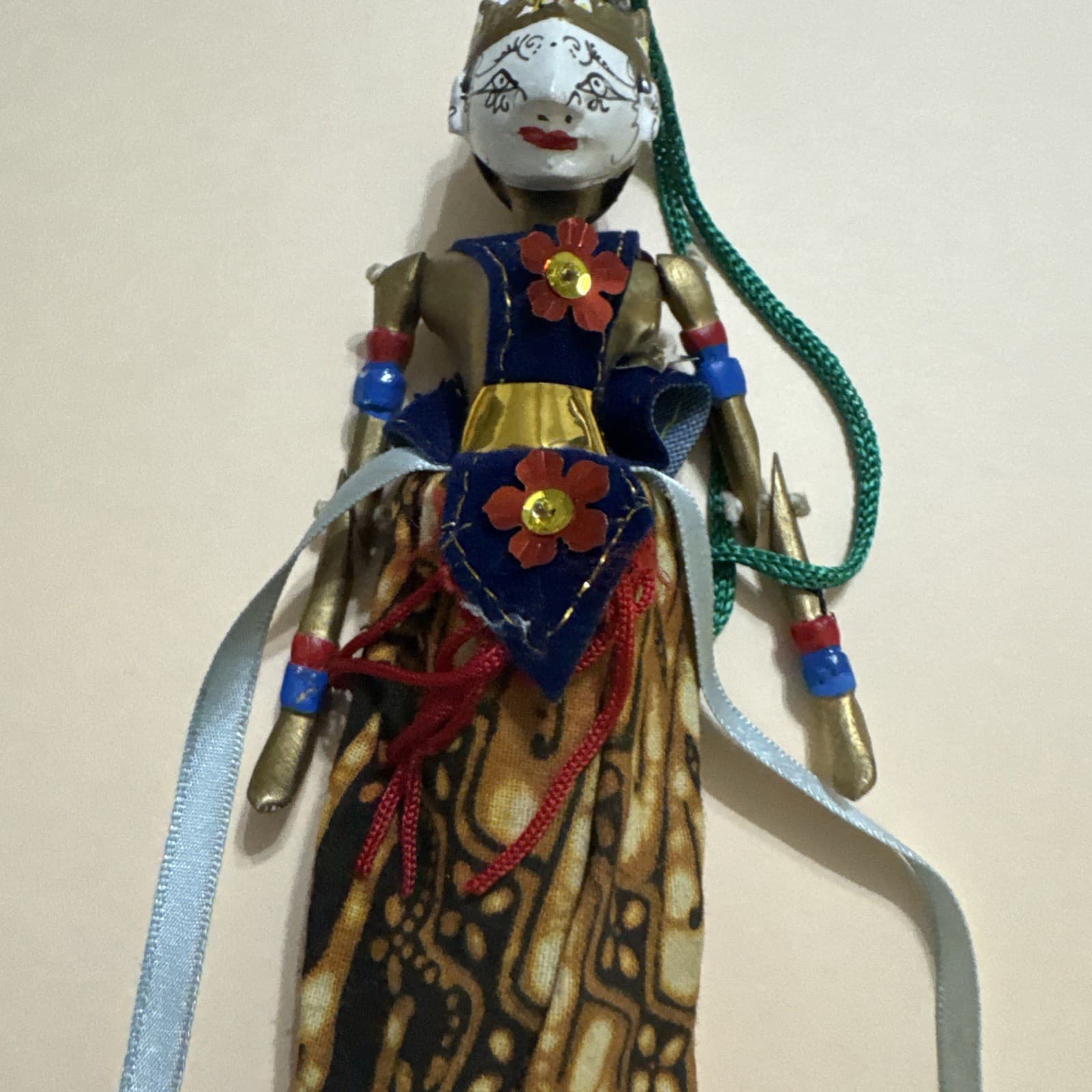 VTG Indonesian Rod Puppet Wayang Golek Java Shadow Hand Carved Wooden Doll 6” 4