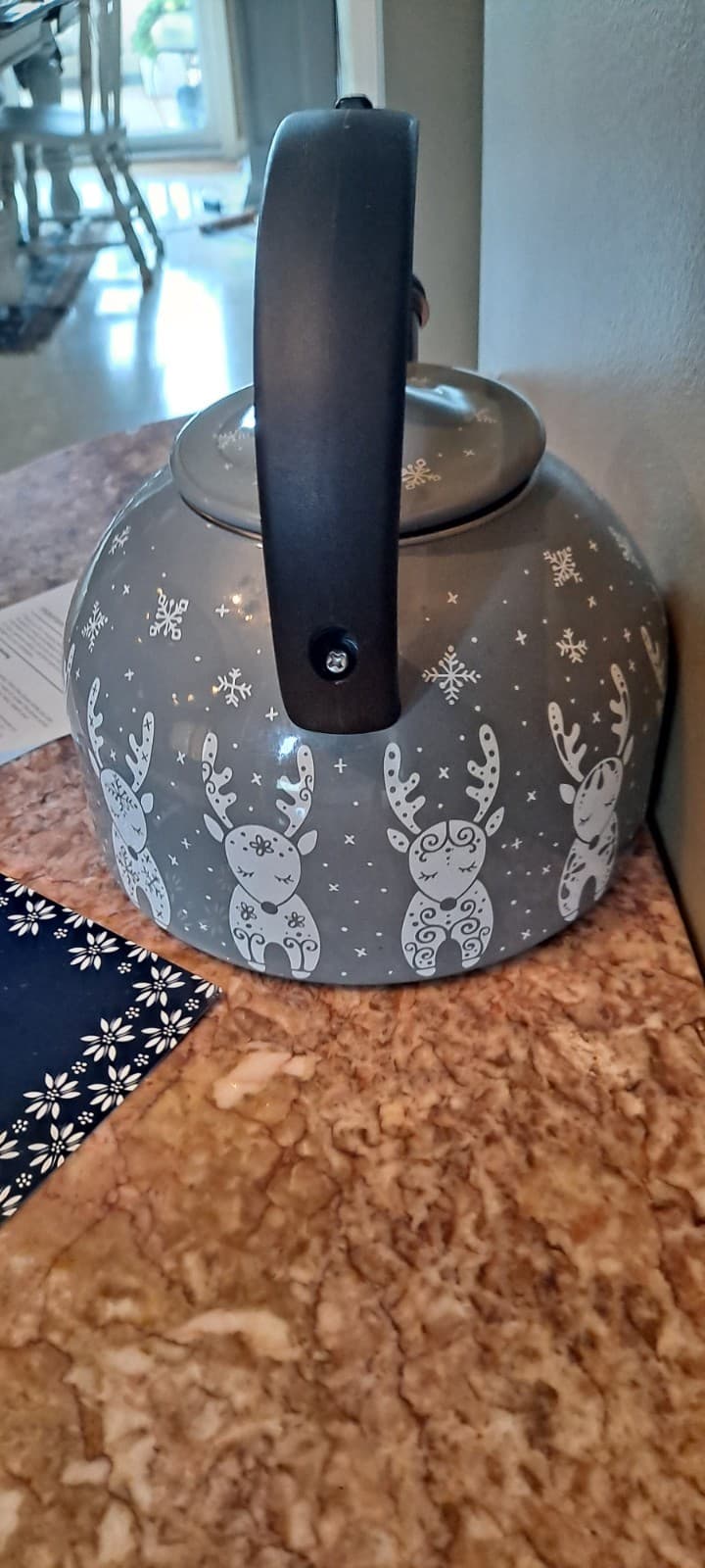 Temptations Push Button Grey Tea Kettle Pot Christmas Reindeer 2.3qt NWOB 5
