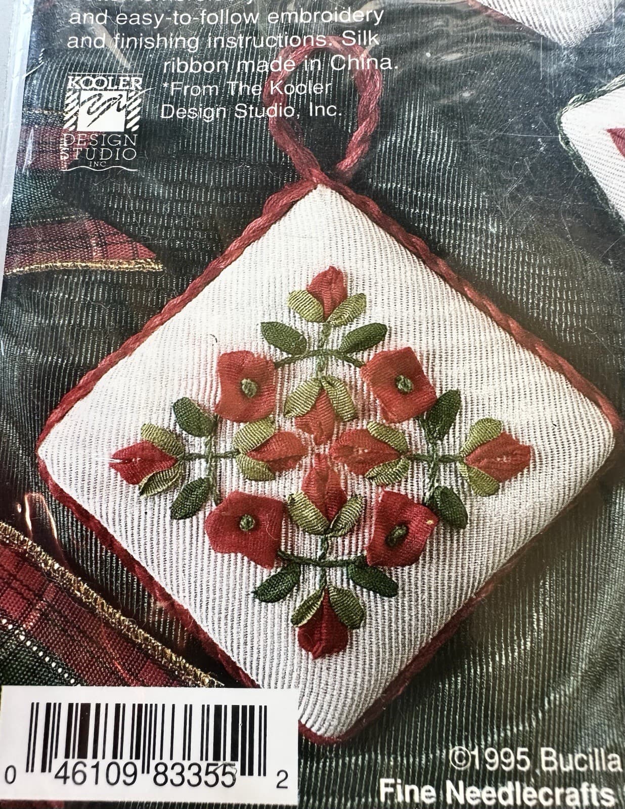 SILK Ribbon Embroidery Ornament Kit 83355 Quilters Christmas  Makes 3 - New 4