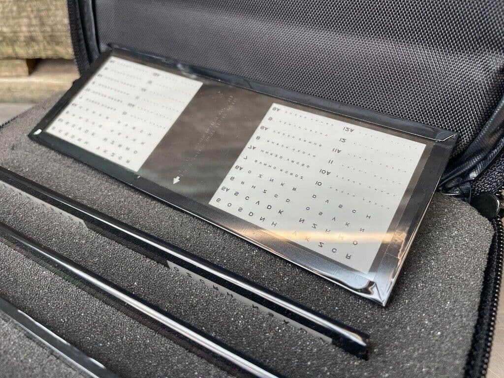 FIVE Stereo Optical Optec Vision Tester Screener Slides 15mmx5.5mmx2mm thickness 2