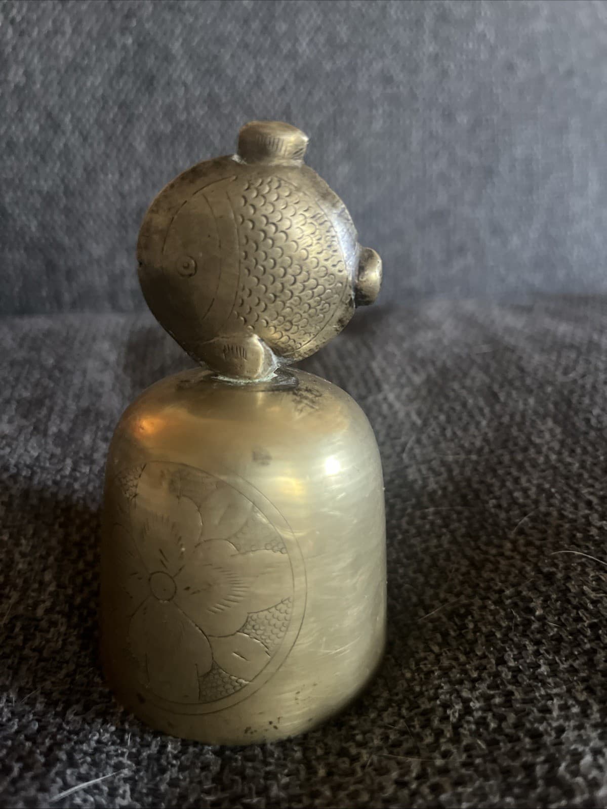 Vintage Chinese Brass Bronze Bell 3 1/2” Fish Handle & Floral Design Etched