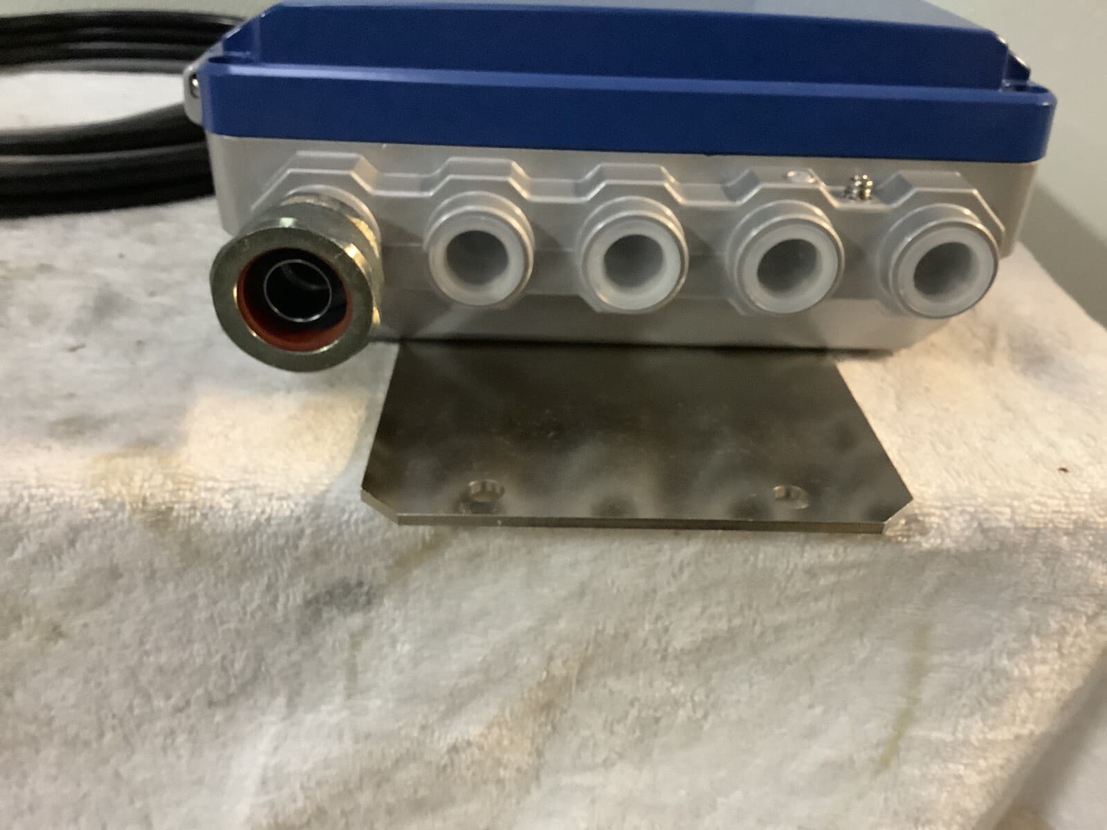 Fuji / Delta Instrument ZKM2B111-YEY7 Zirconia Oxygen Analyzer Transmitter 4