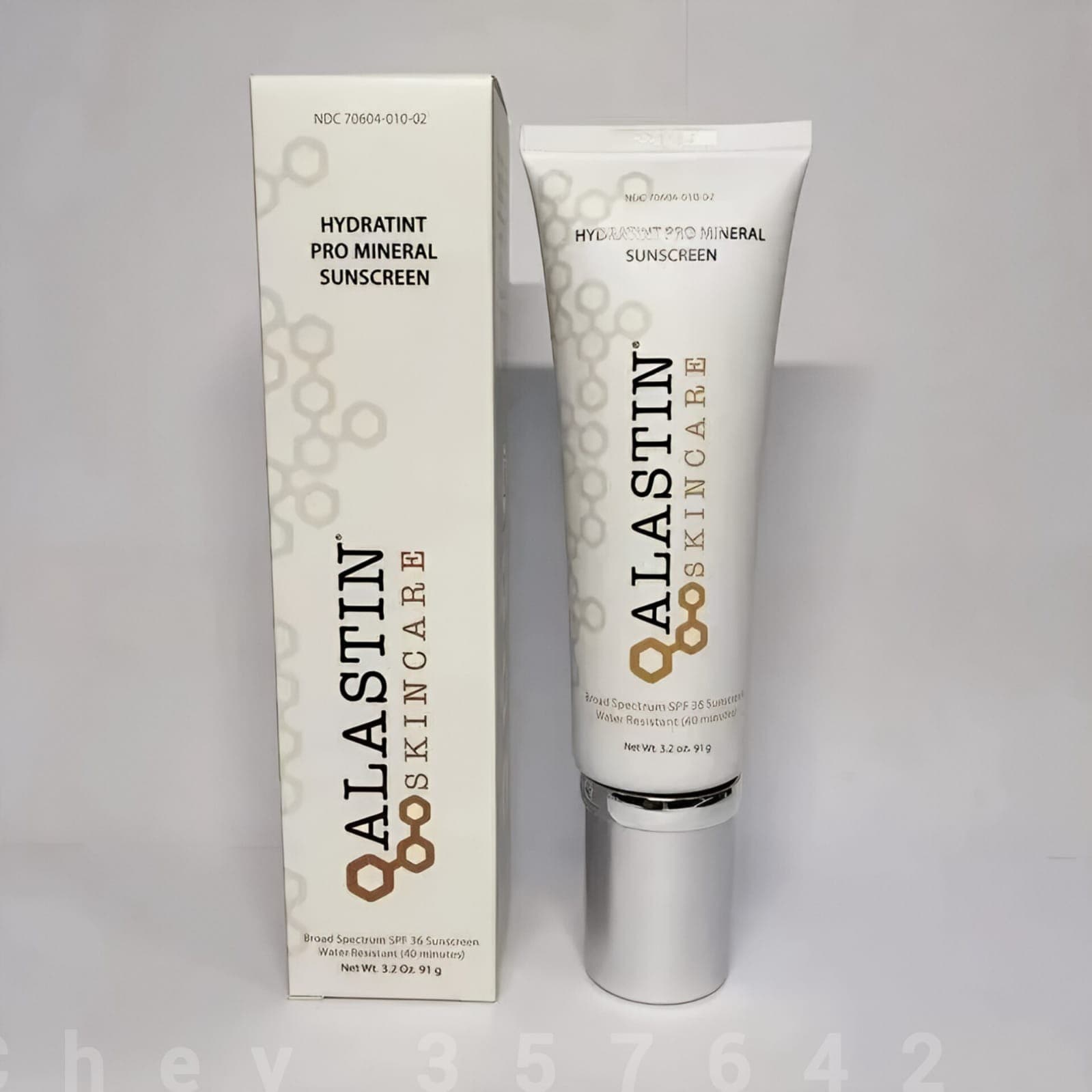 Alastin HydraTint Pro Mineral Broad Spectrum Sunscreen SPF 36 (3.2 oz) Exp 06/26