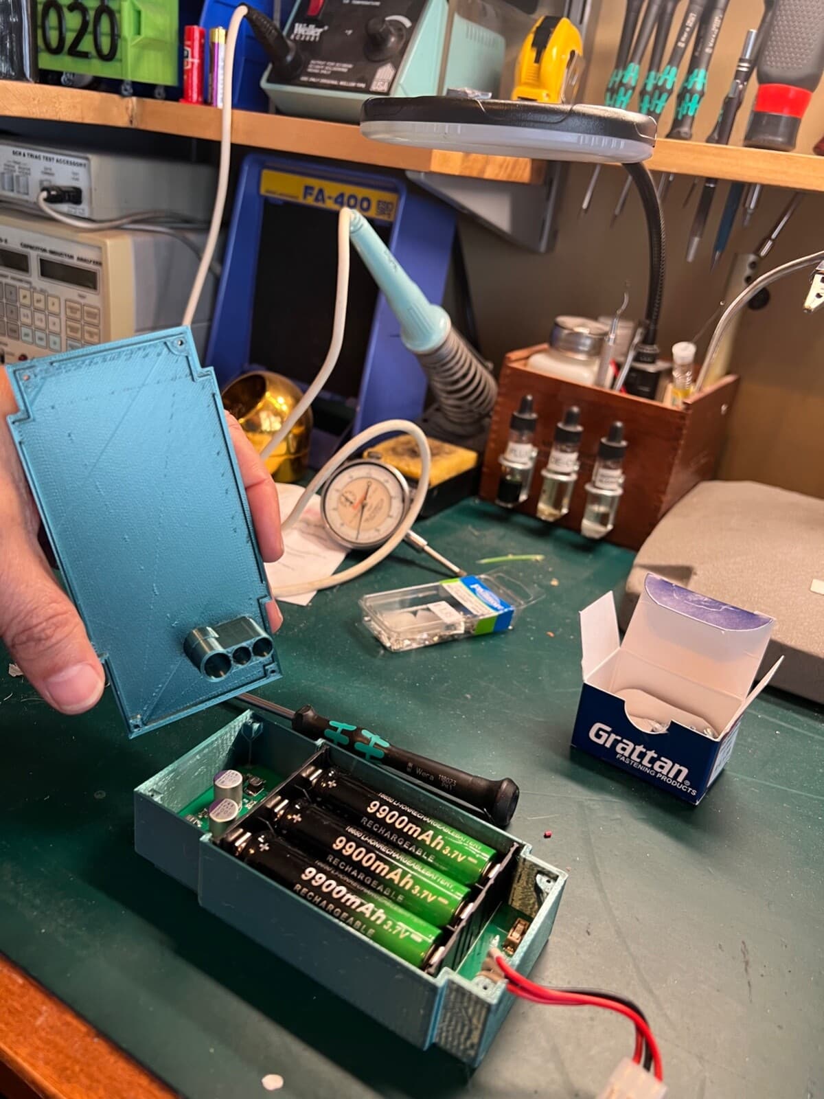 One 3D Printed Battery housing for Tektronix 222 / 224 / 222PS battery module 2