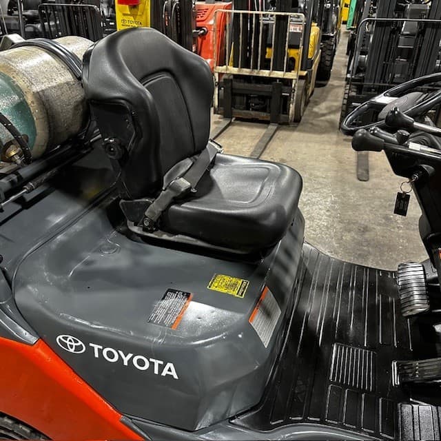 2019 Toyota 8FGU15 3000lb Used Forklift Triple Mast Sideshift LP Gas 5960 Hours 4