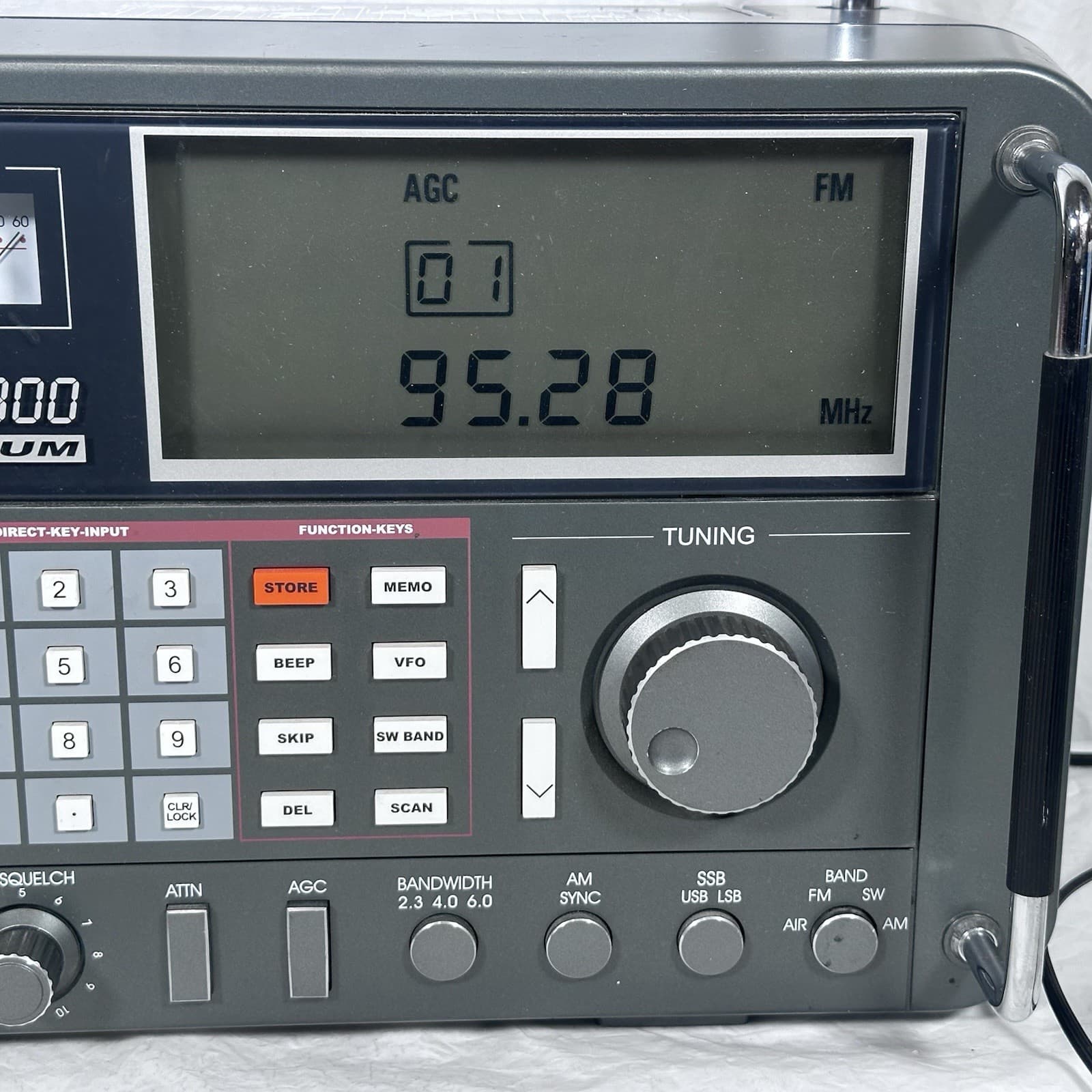 Grundig Satellit 800 Millennium Shortwave AM FM Radio World Wide Receiver 5