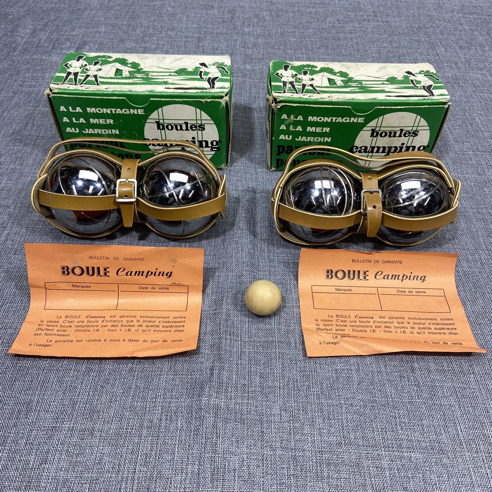 Petanque Jeu de Boules Lawn Bowling Ball Game Set & Box Metal Vintage French