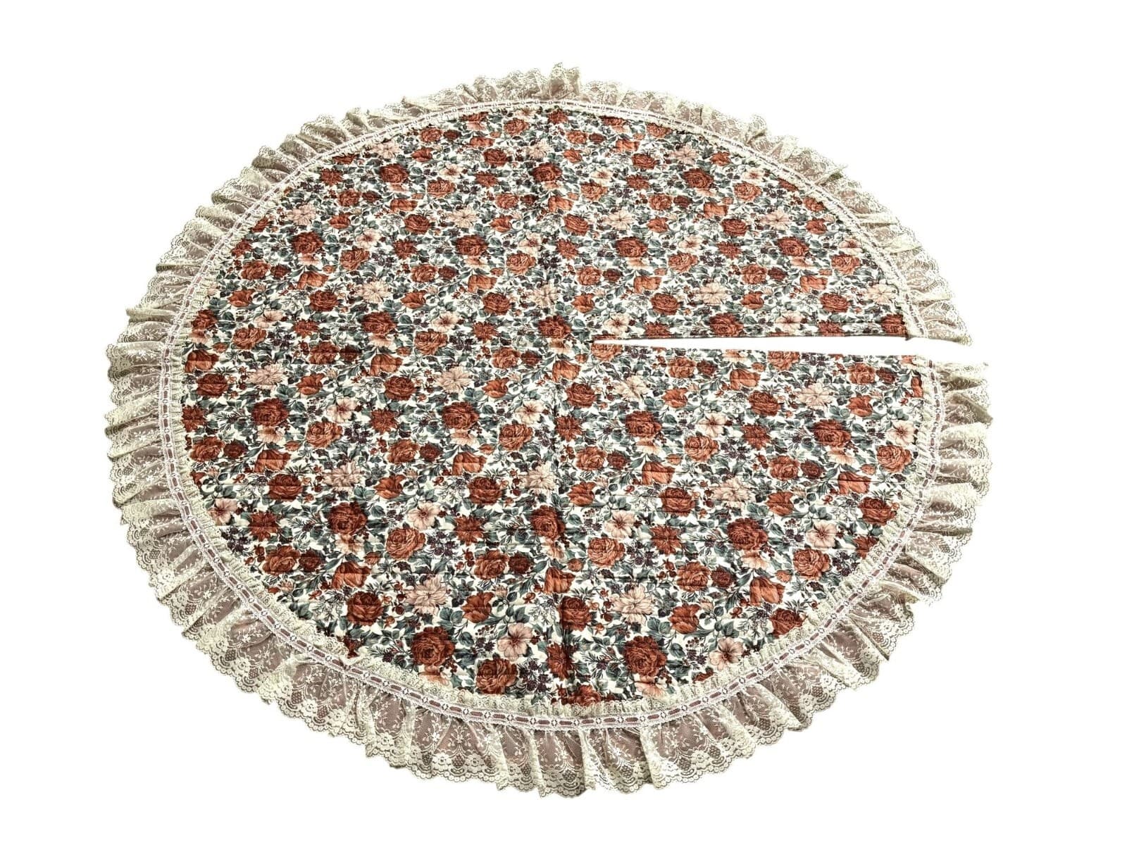 Vintage Shabby Grandma Cottage Floral Quilted Christmas Tree Skirt Lace Trim