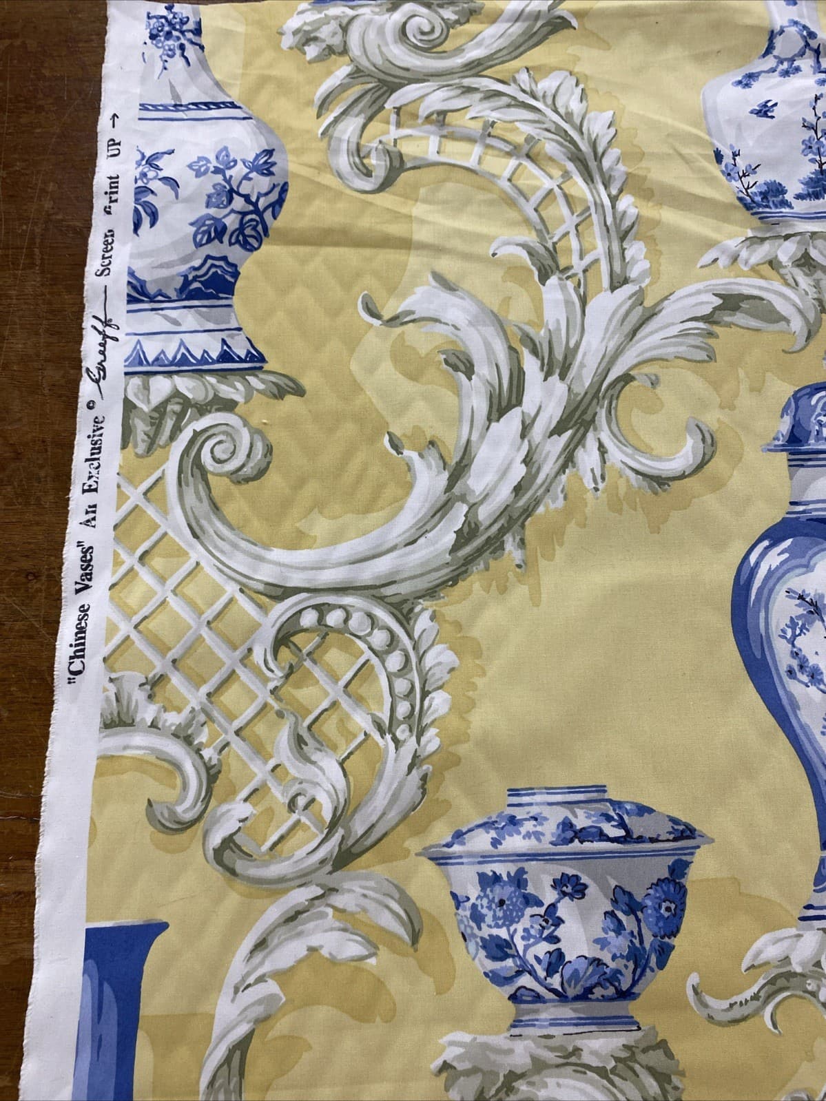 “Chinese Vases” Vintage Fabric By Greeff By The Yard 2
