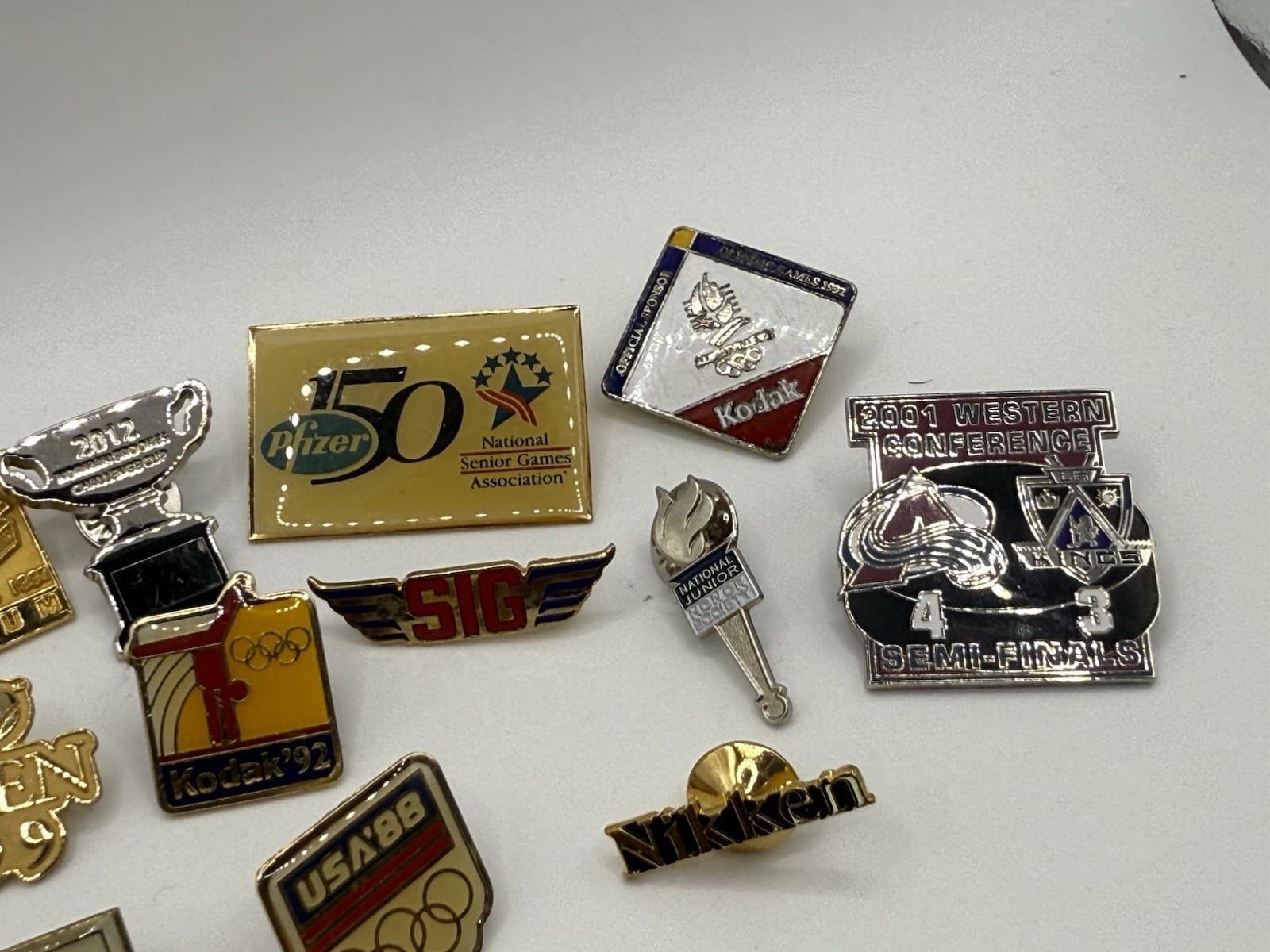 Random Lot of Pins and Badges ... Lot # 3 5