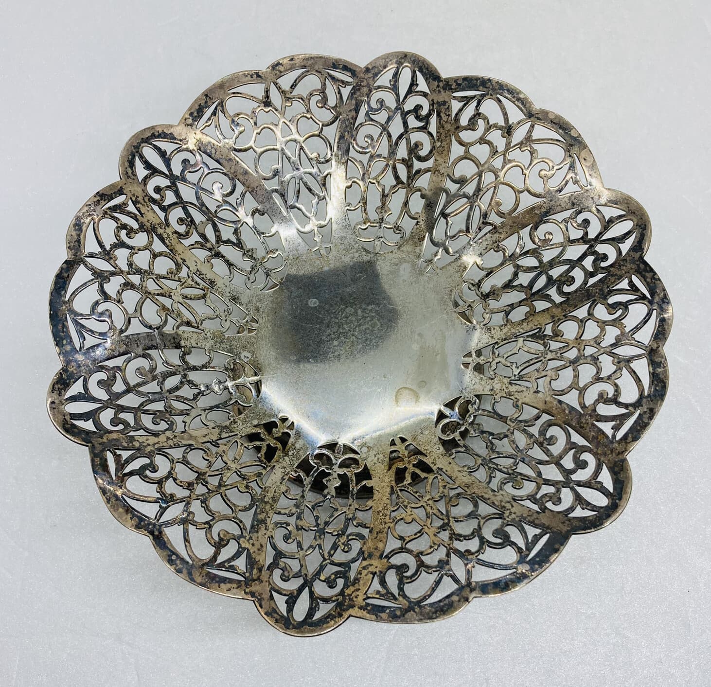 Antique International Silver 1424 Trinket Bowl Ornate “Love Lace” Design X1 3