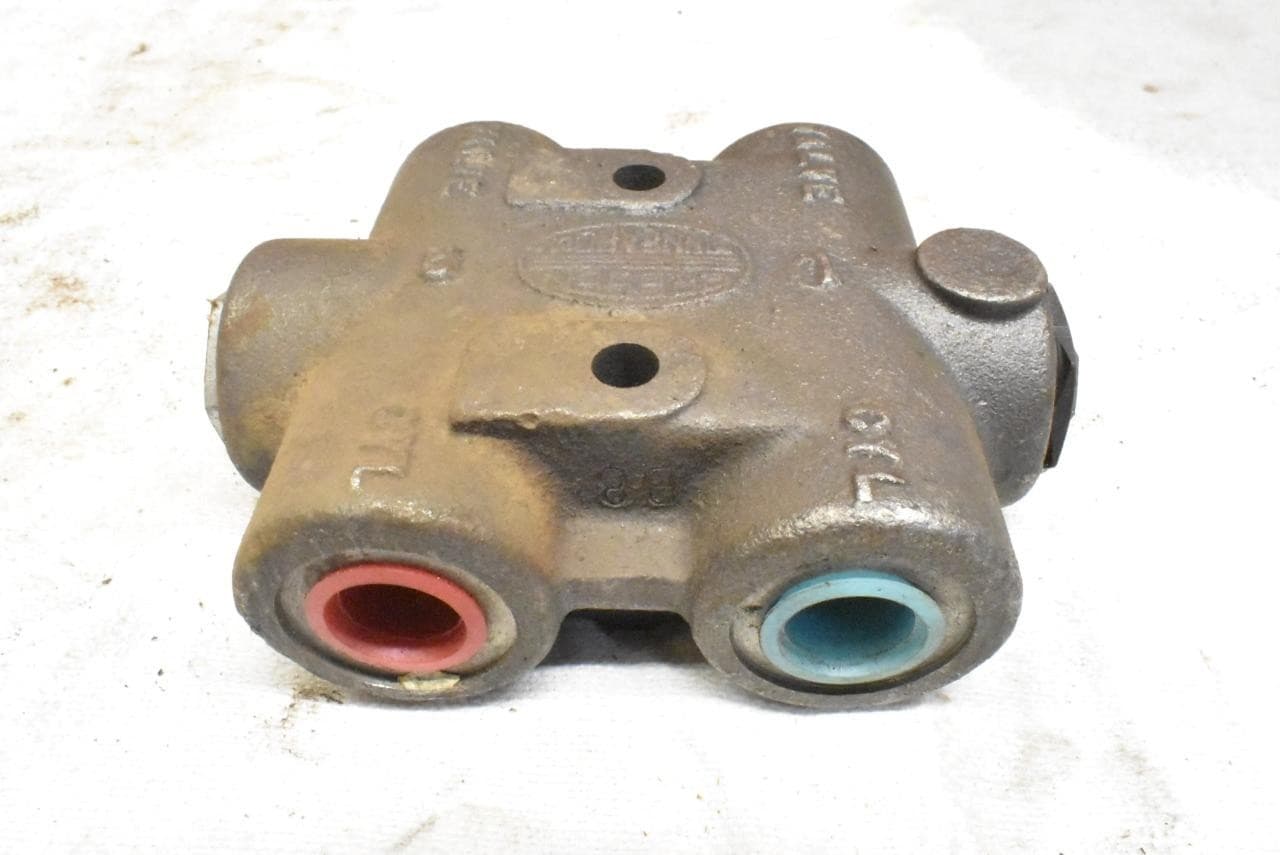 Parker Gresen Hydraulic Double Pilot Operated Check Valve NPT 210 Nice NOS 3