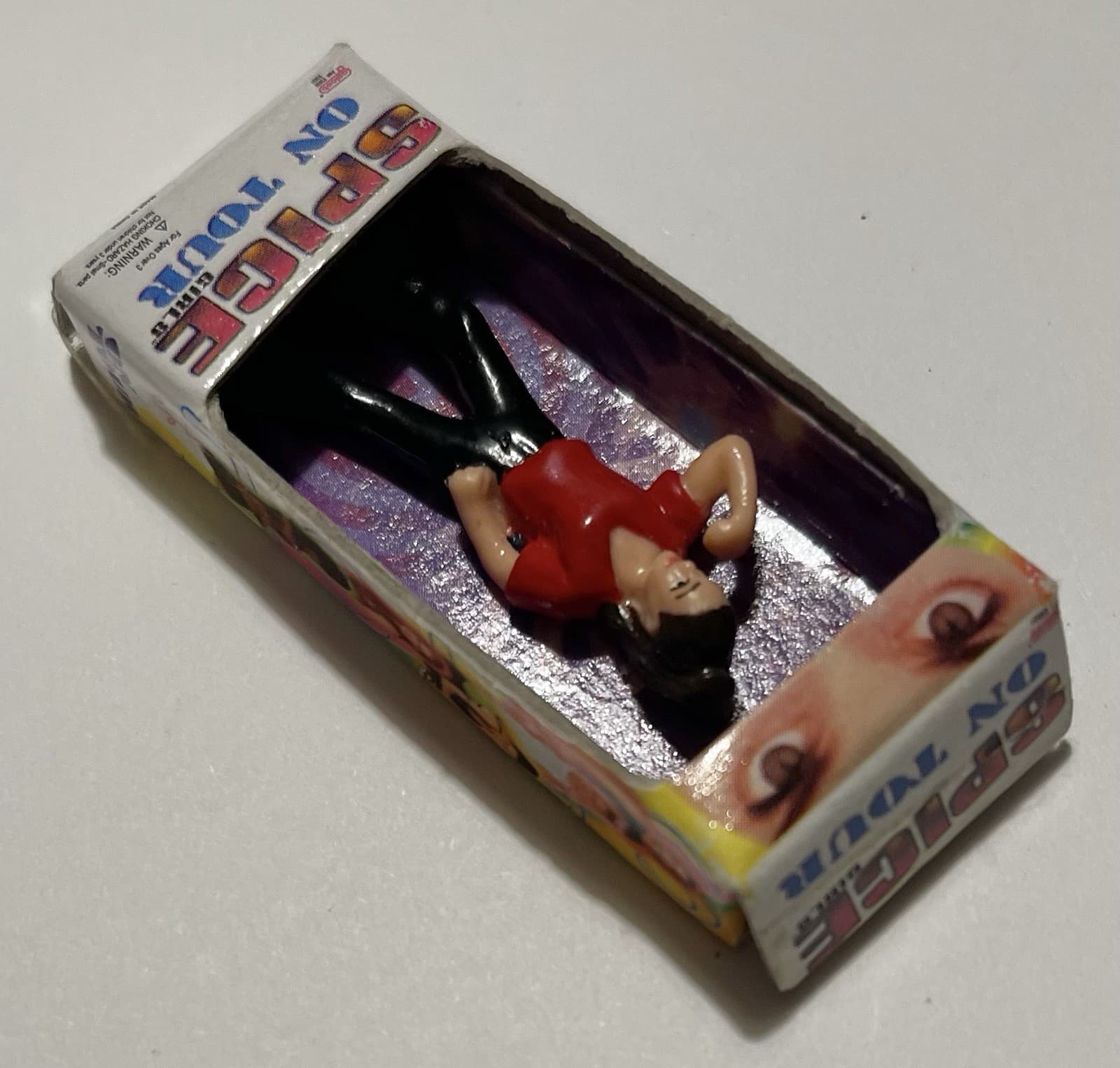 1998 NIB SPICE GIRL DOLL SPORTY SPICE,  MEL C ON TOUR - Miniature Figure 3