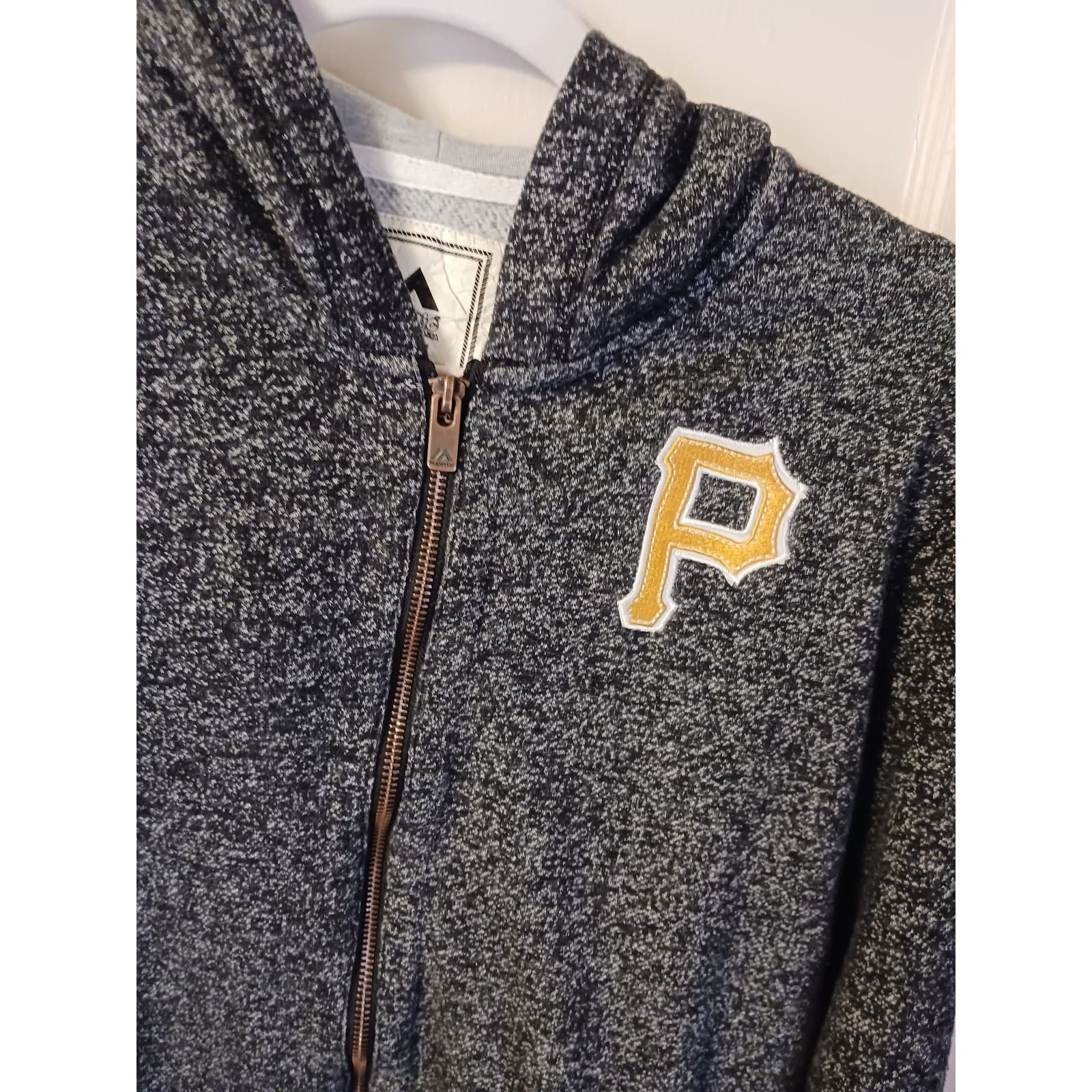 Majestic Pittsburgh Pirates MLB Youth Full Zip Hoodie, Size XL/Women's S/M 2