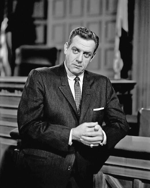 T.V. Sitcom PERRY MASON Glossy 8x10 Photo RAYMOND BURR Print Poster