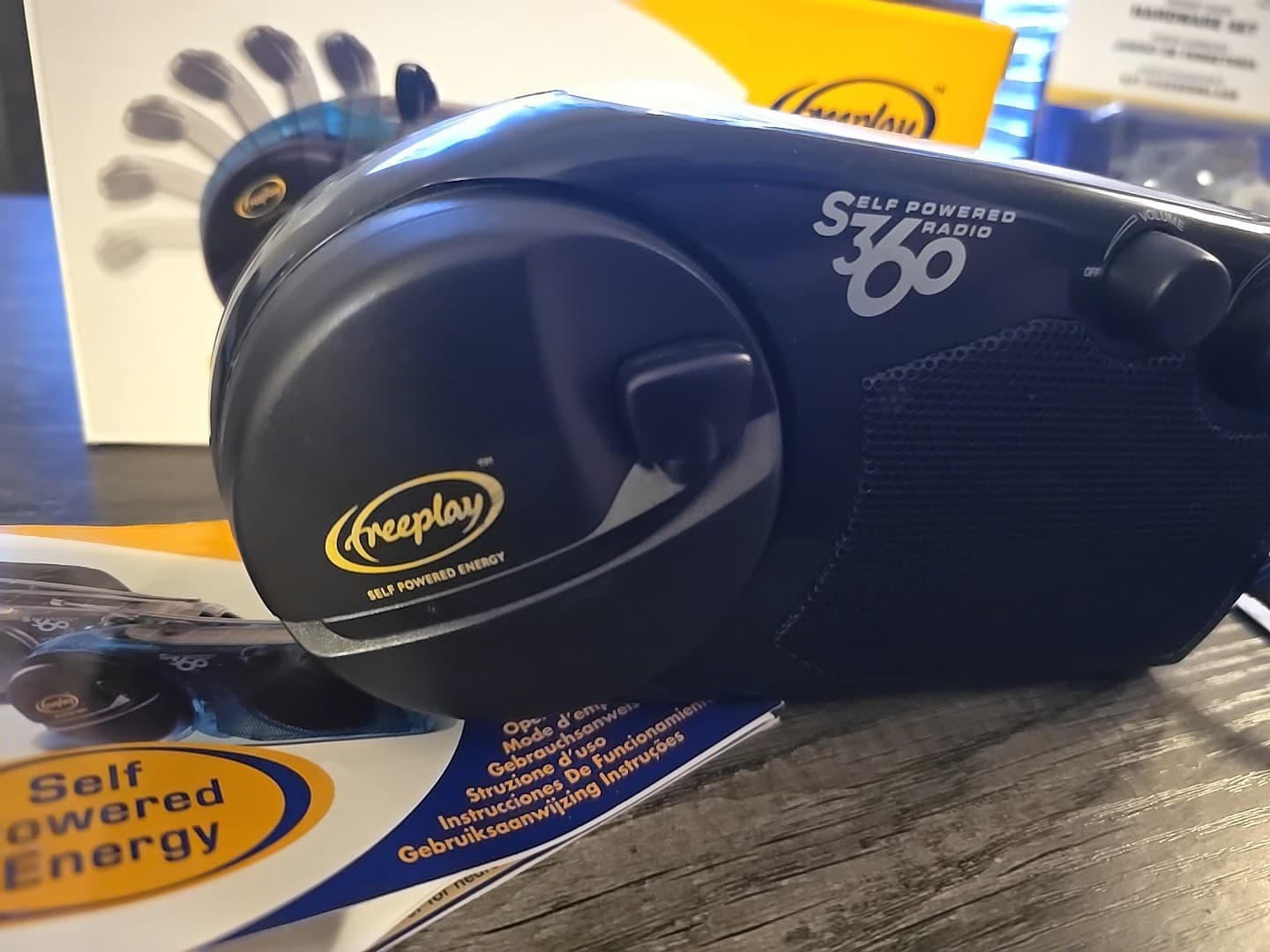 Freeplay S360 Self Powered Energy Olive Gray Radio EMERGENCY CAMPING 2