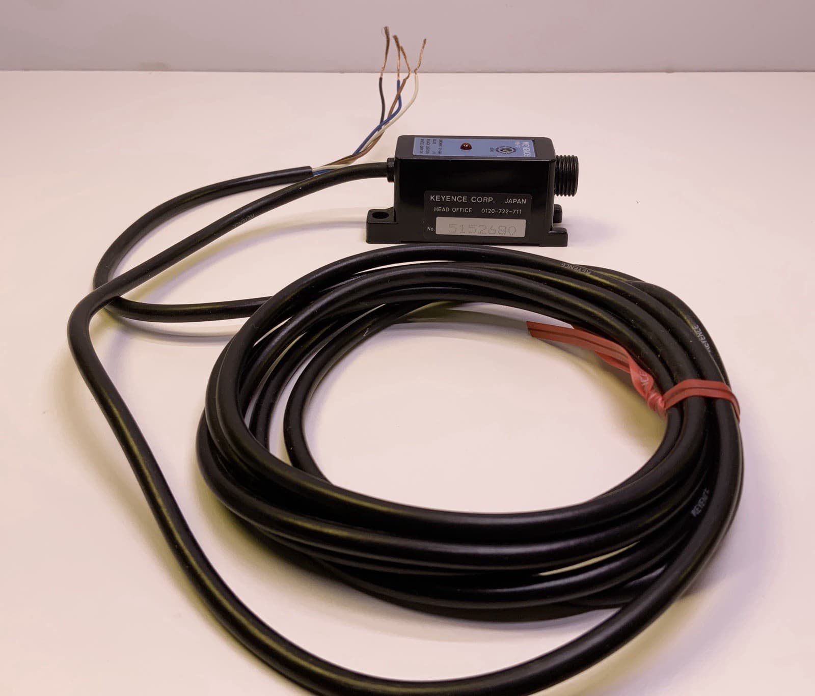 NEW Keyence FS-17 Photoelectric Amplifier Fiber Optic Only: Missing Packaging 2