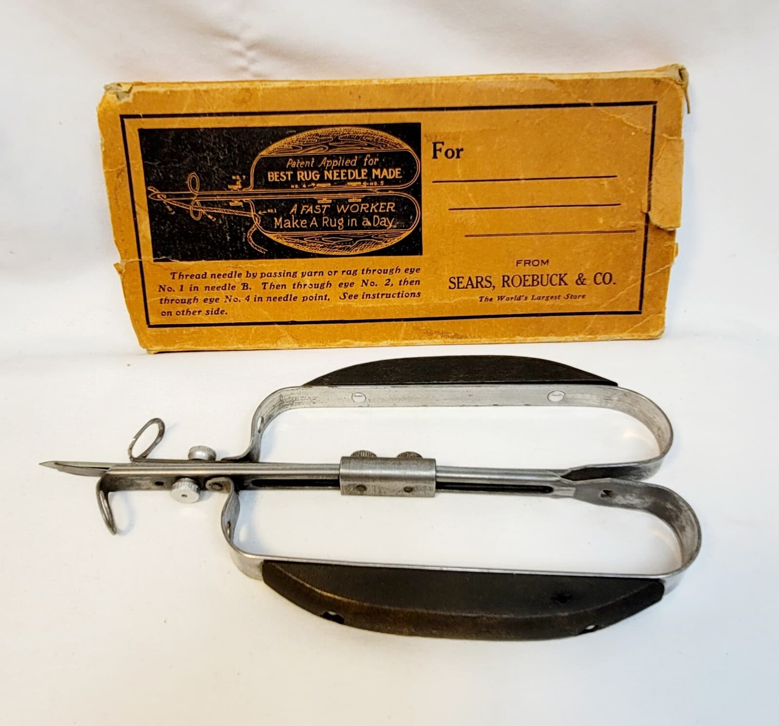 Sears Roebuck Parisian Hooked Rug Shuttle Needle Vintage w/Instructions 3